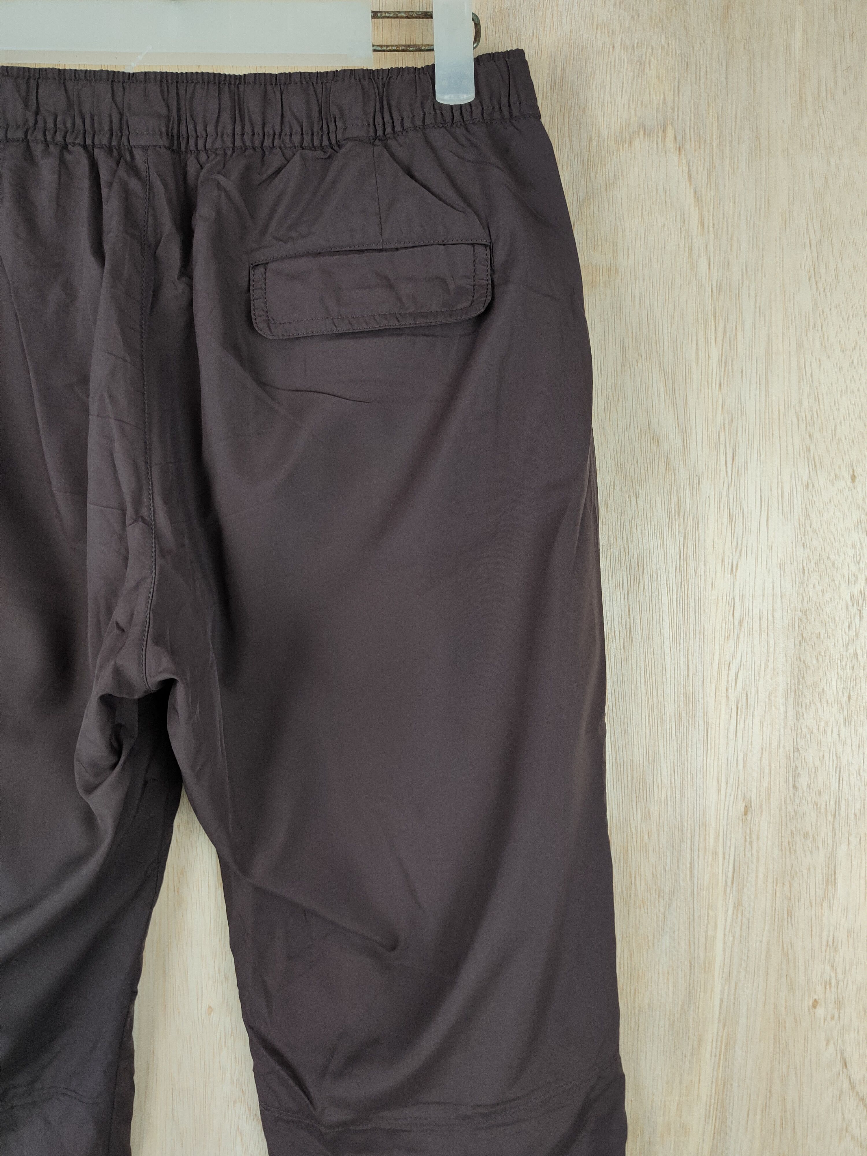 Japanese Brand Uniqlo Dark Purple hiking sportwear Pants #4404 Size US 27 - 10 Thumbnail