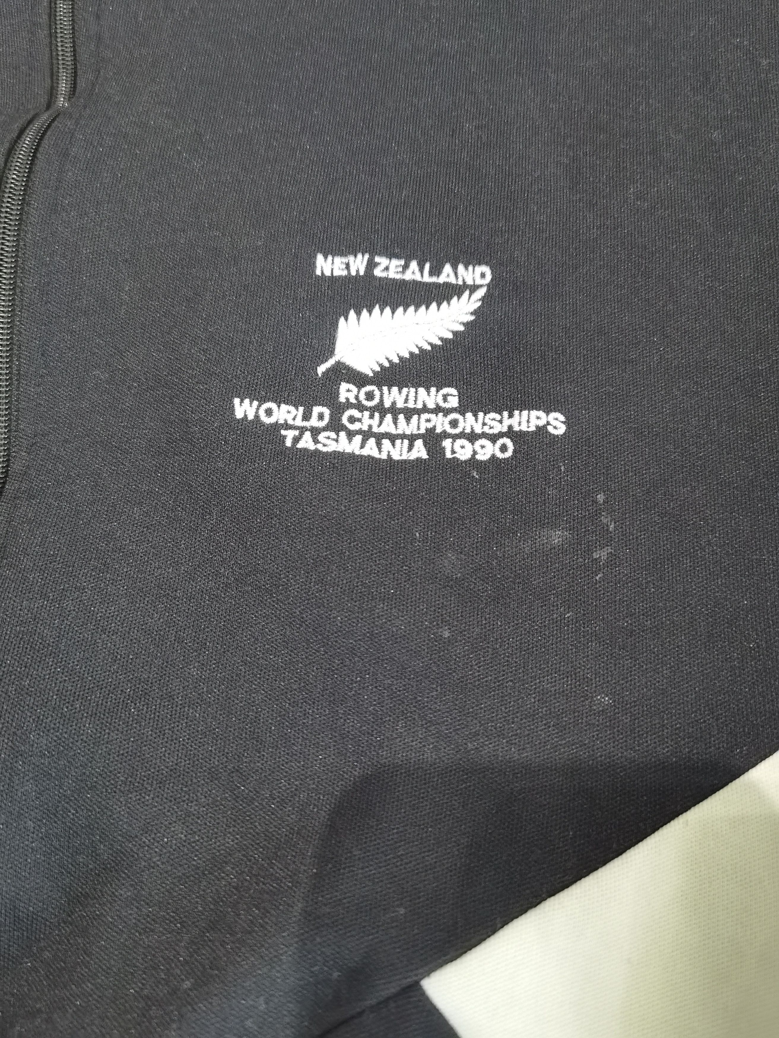 Adidas × Vintage Vintage 1990 Rowing World Championship Tasmania Size US M / EU 48-50 / 2 - 5 Thumbnail