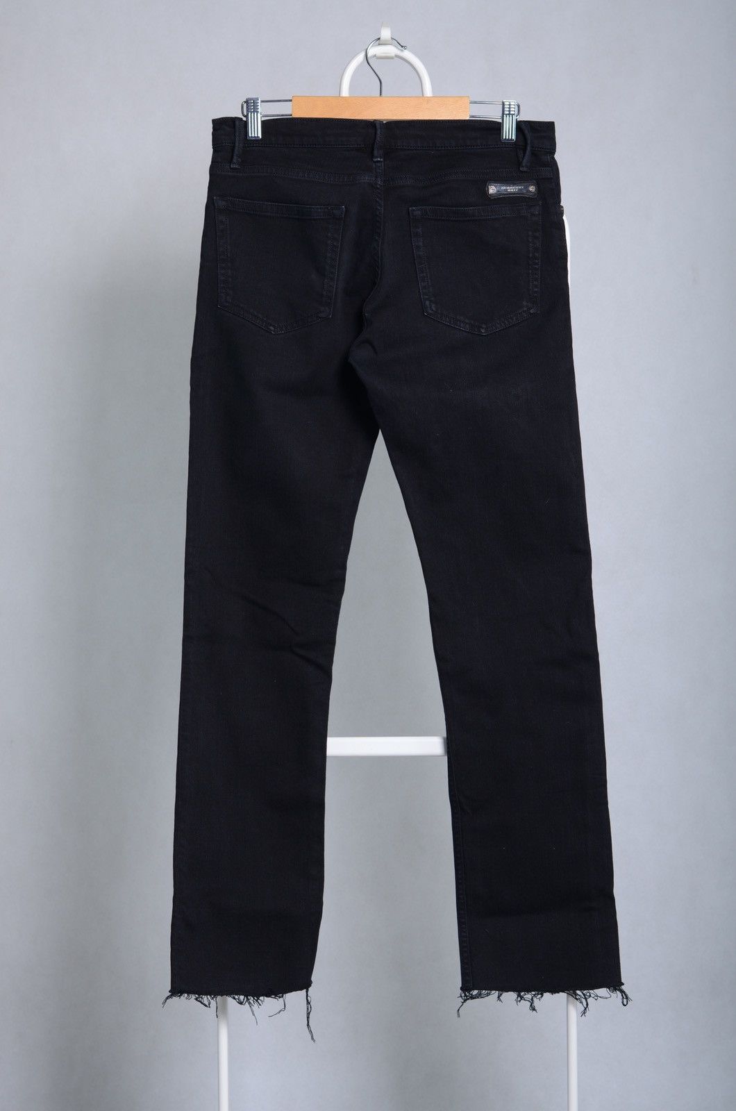 Burberry Burberry Brit Denim jeans distressed size 31 Size US 31 - 2 Thumbnail