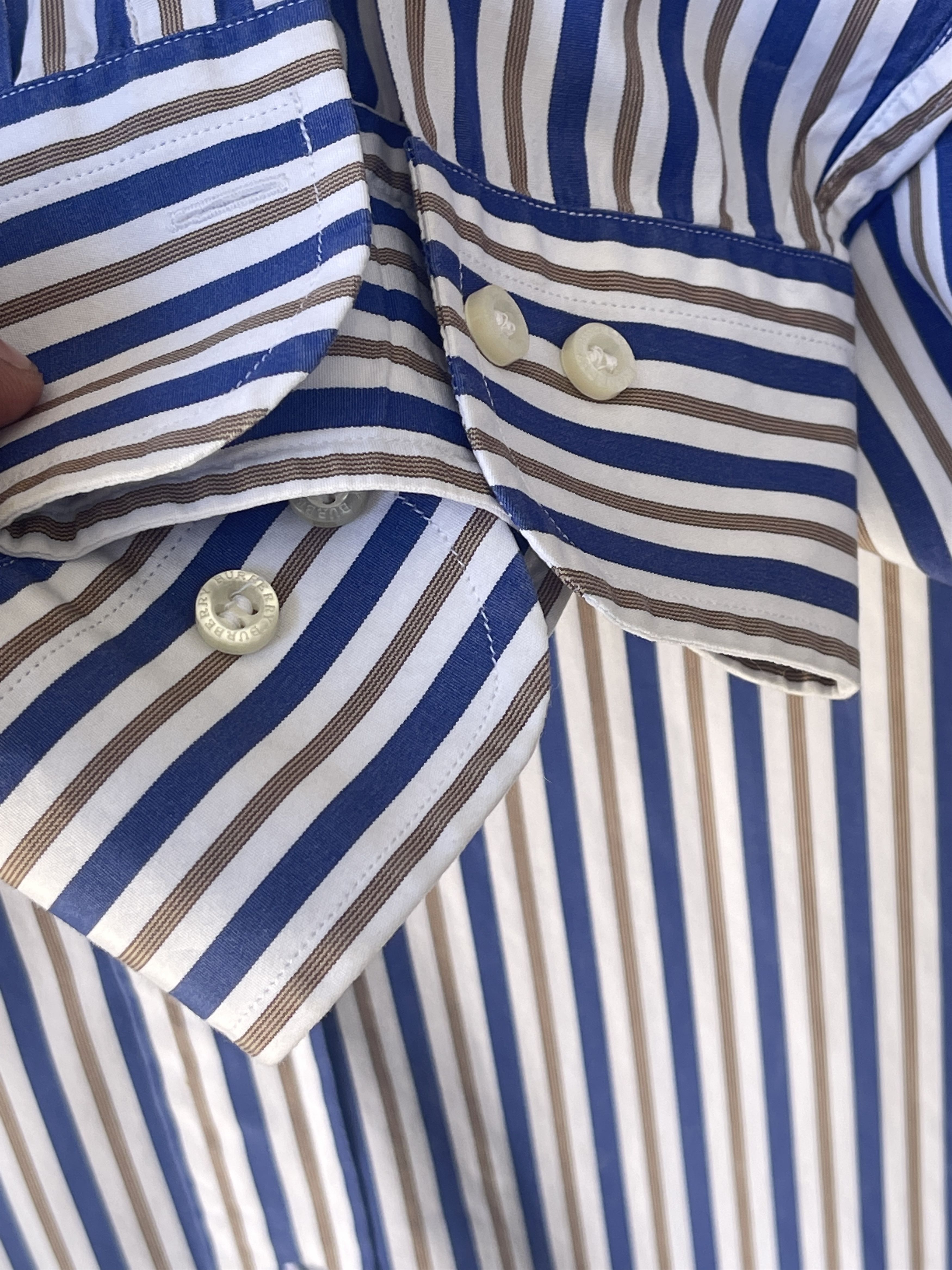 Burberry 🔥 Burberry striped shirt rare size 5 xl logo collar Size US XL / EU 56 / 4 - 7 Thumbnail