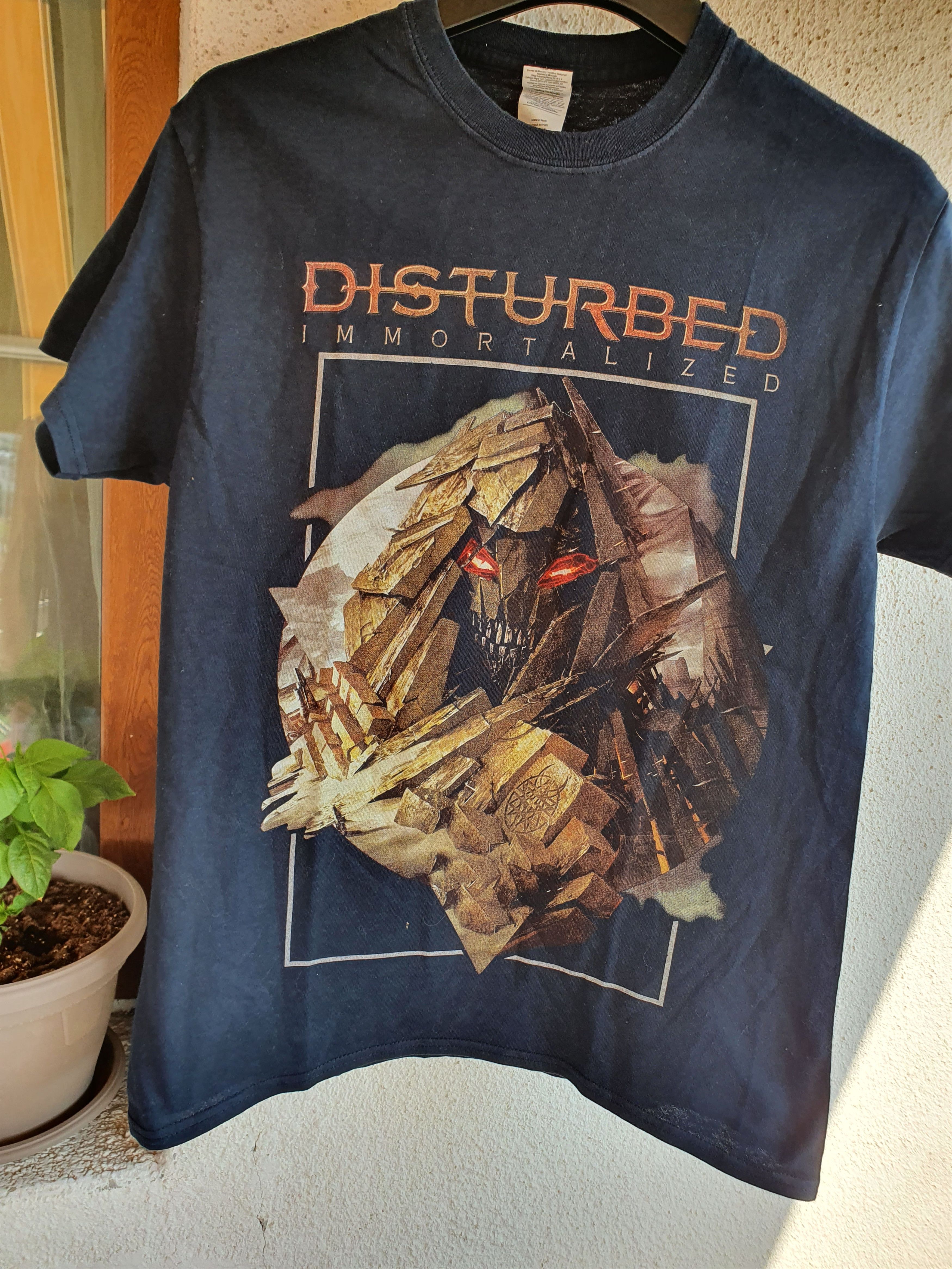 Band Tees × Gildan Disturbed Immortalized Band t-shirt,sz M Size US M / EU 48-50 / 2 - 1 Thumbnail