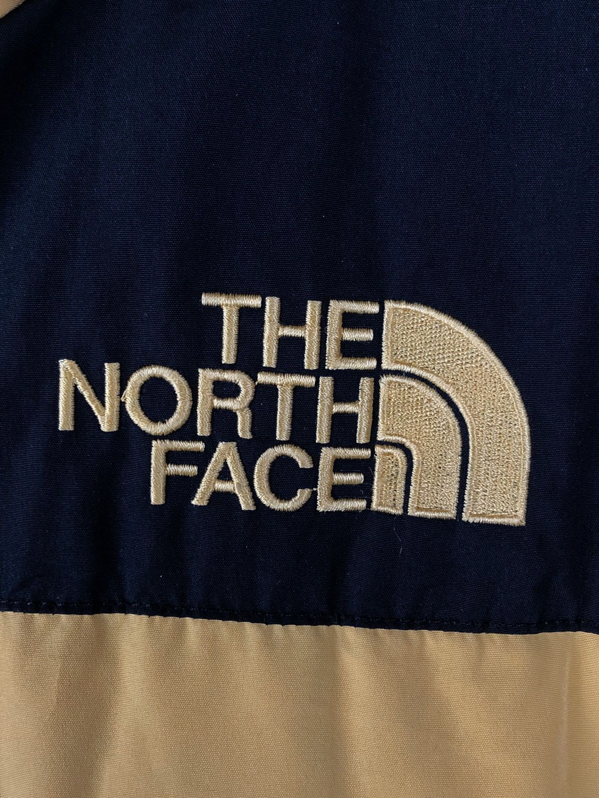The North Face Vintage 90s The North Face Puffer Vest Size US M / EU 48-50 / 2 - 10 Thumbnail