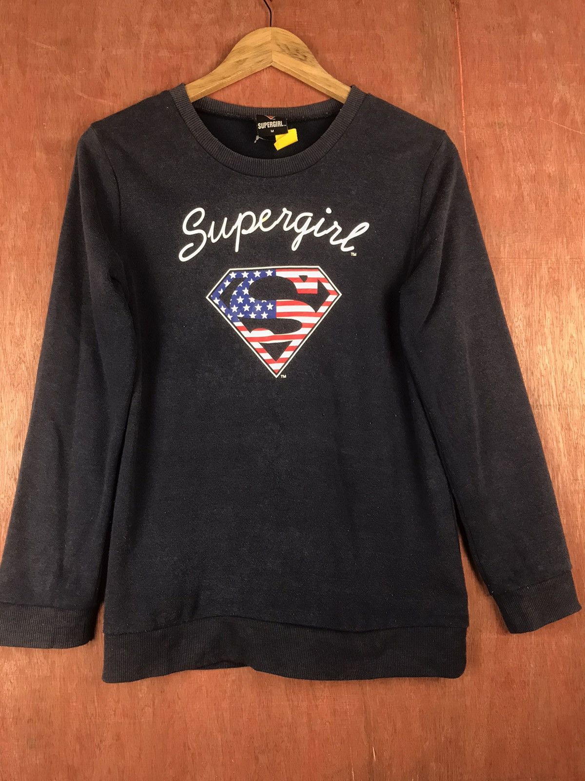 DC Comics DLL Supergirl Official Merchandise Sweatshirt #2468 Size M / US 6-8 / IT 42-44 - 2 Thumbnail