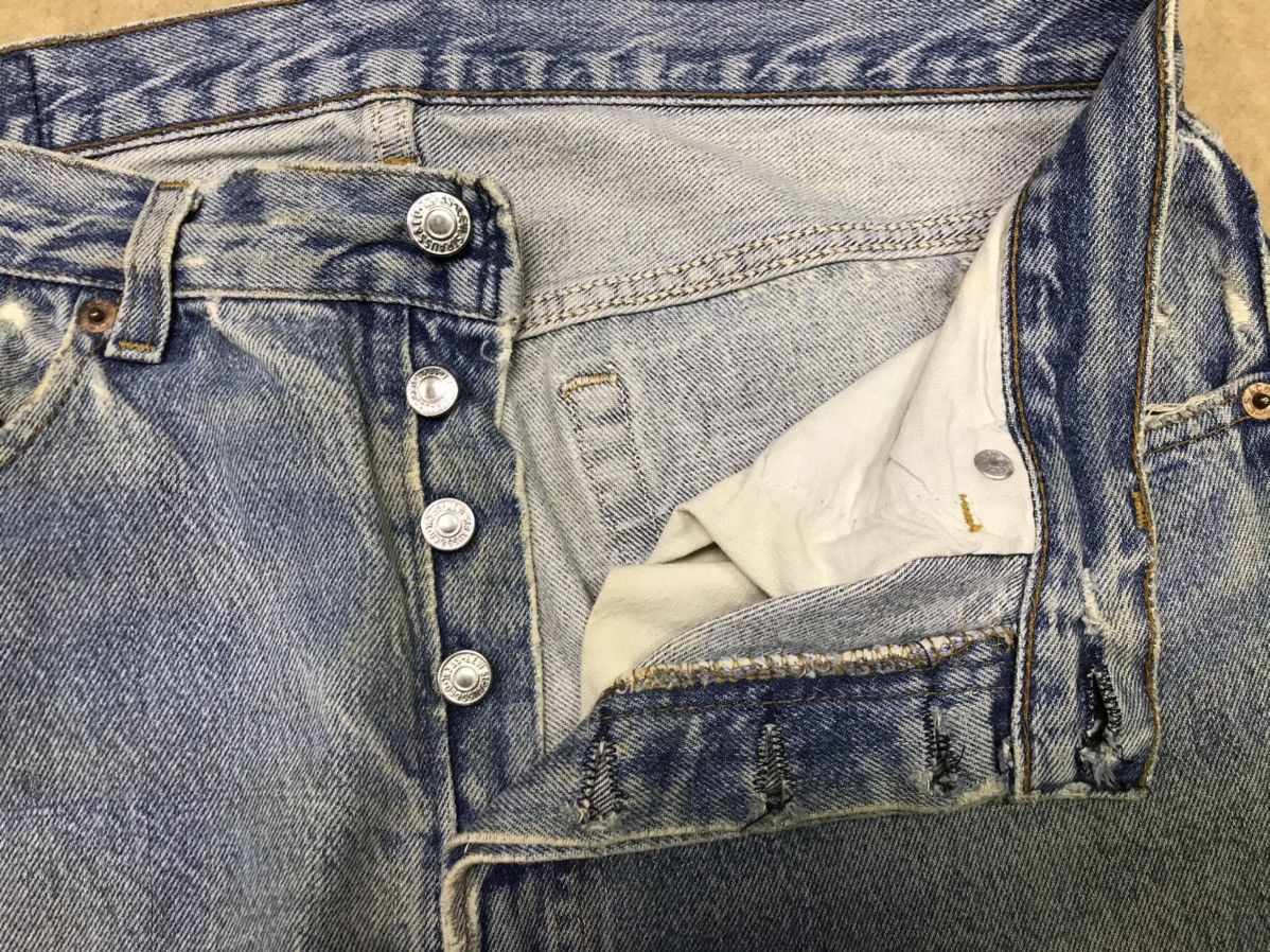 Levi's Vintage Clothing × Vintage Vintage Levi’s 501 Distressed Denim Made In USA 34x32 Size US 34 / EU 50 - 8 Thumbnail