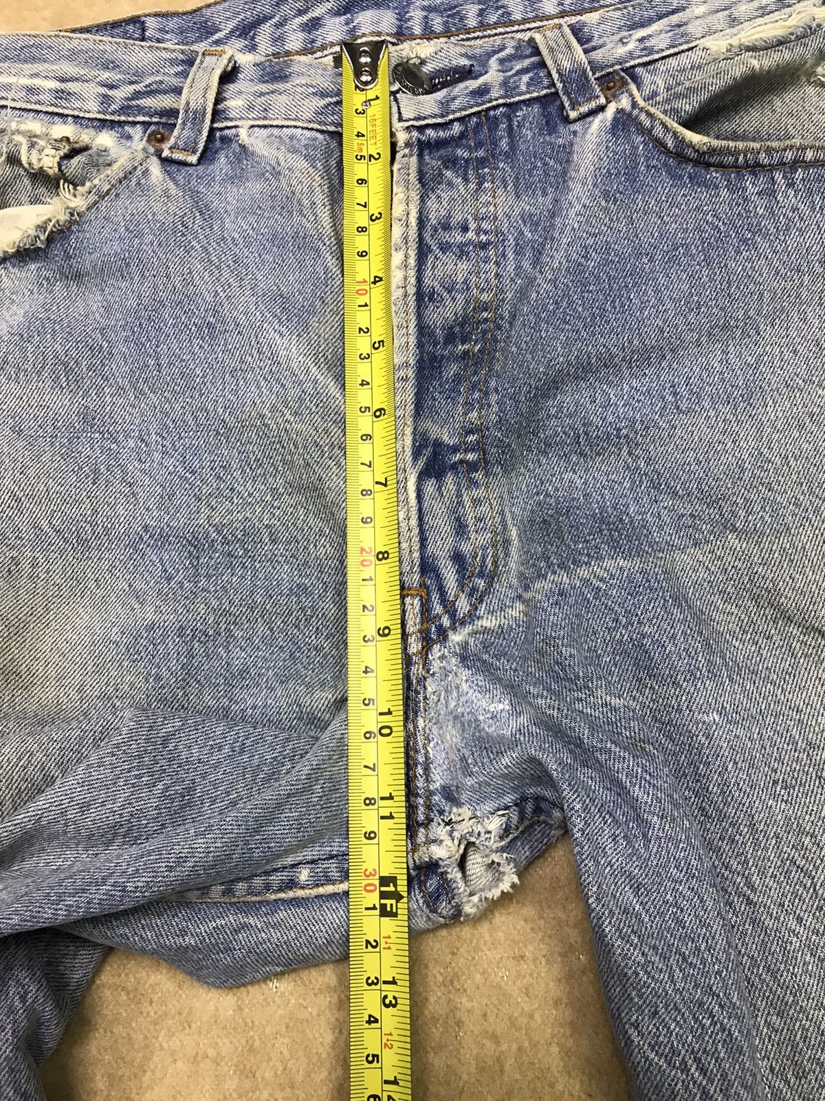Levi's Vintage Clothing × Vintage Vintage Levi’s 501 Distressed Denim Made In USA 34x32 Size US 34 / EU 50 - 13 Thumbnail