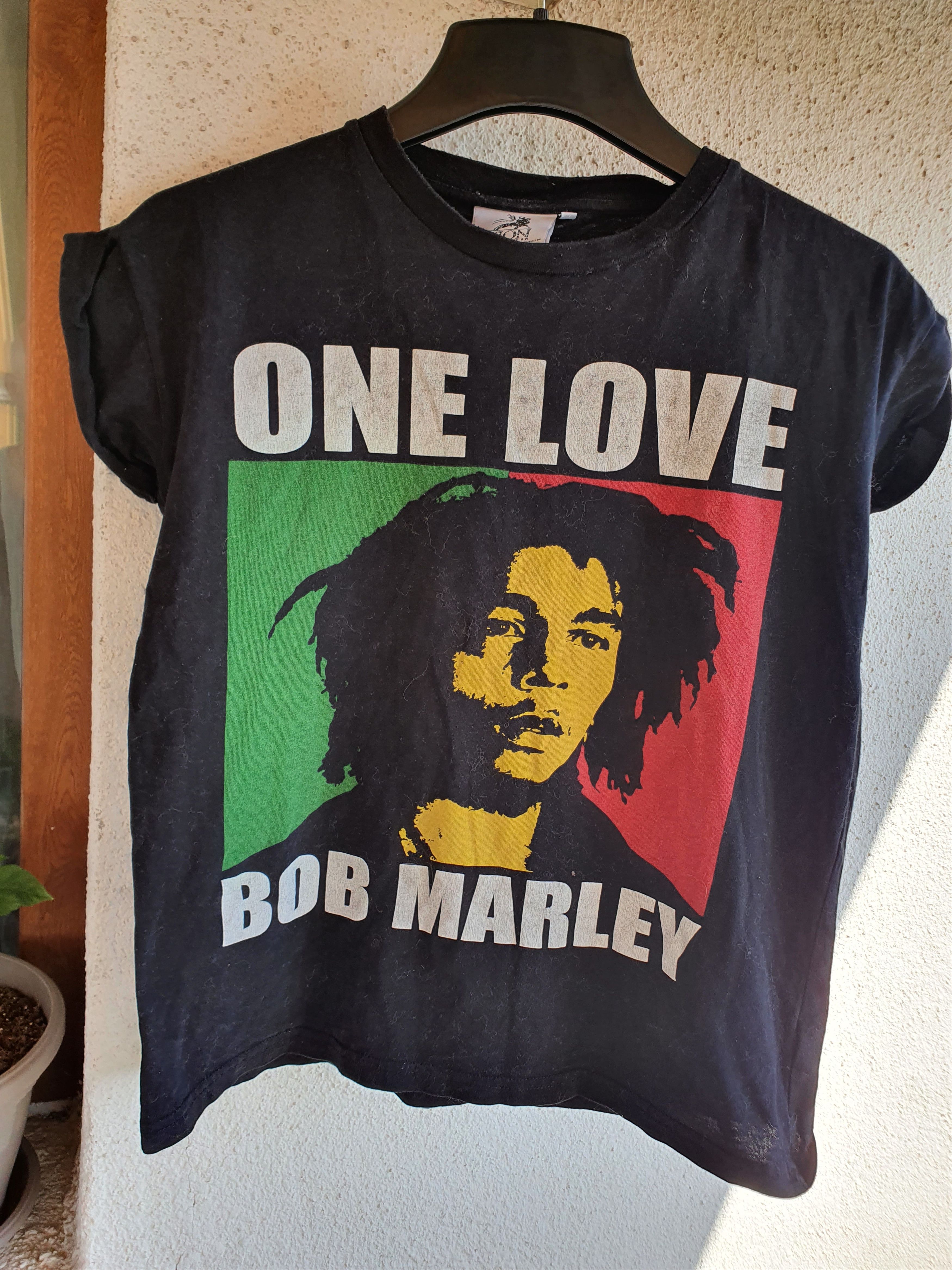 Zion Rootswear One Love Bob Marley Zion Rootswear 2013 t-shirt,sz M? Size M / US 6-8 / IT 42-44 - 3 Thumbnail