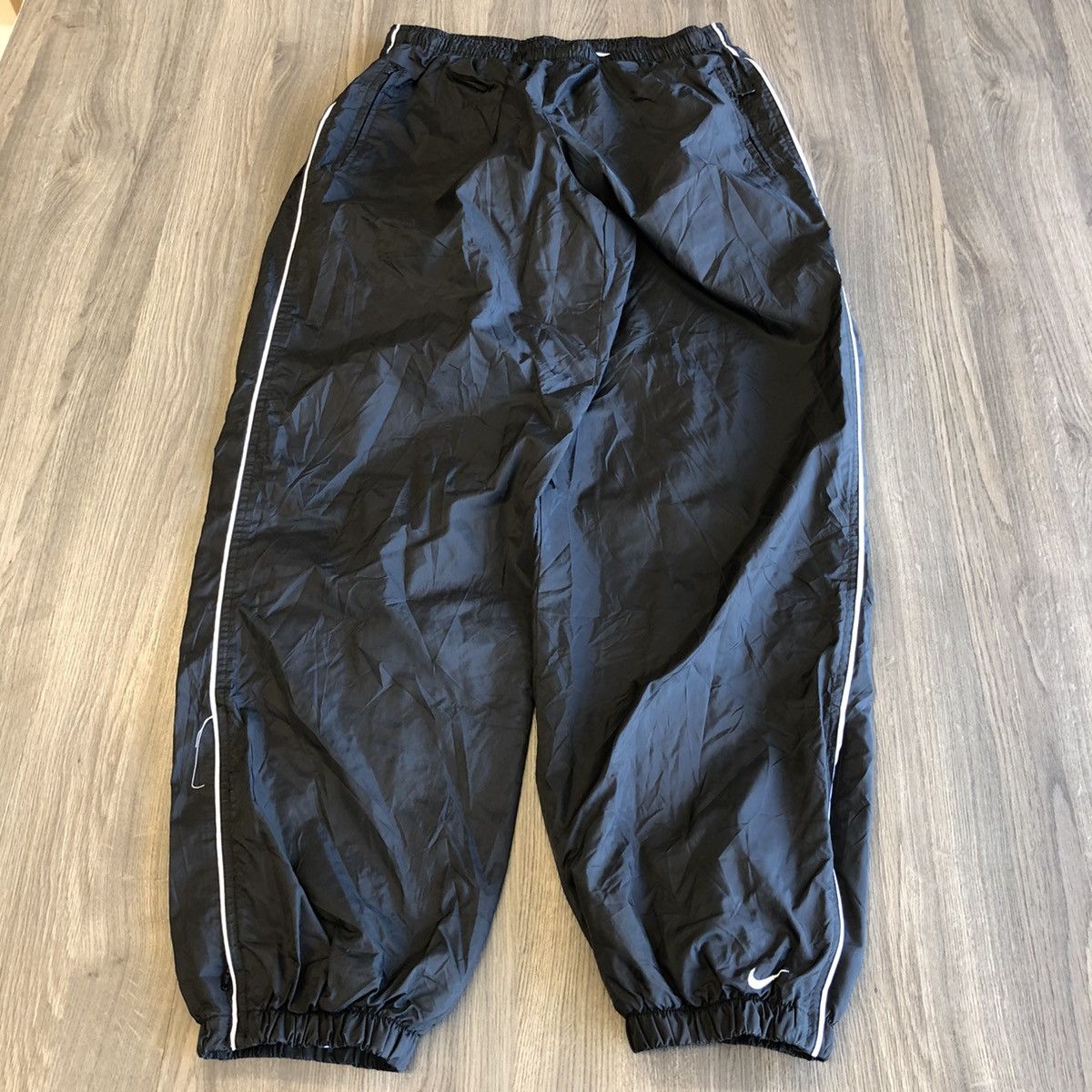 Nike × Vintage Vintage 90s Nike Windbreaker Pants/ Parachute Pants/ L B93 Size US 32 / EU 48 - 2 Thumbnail