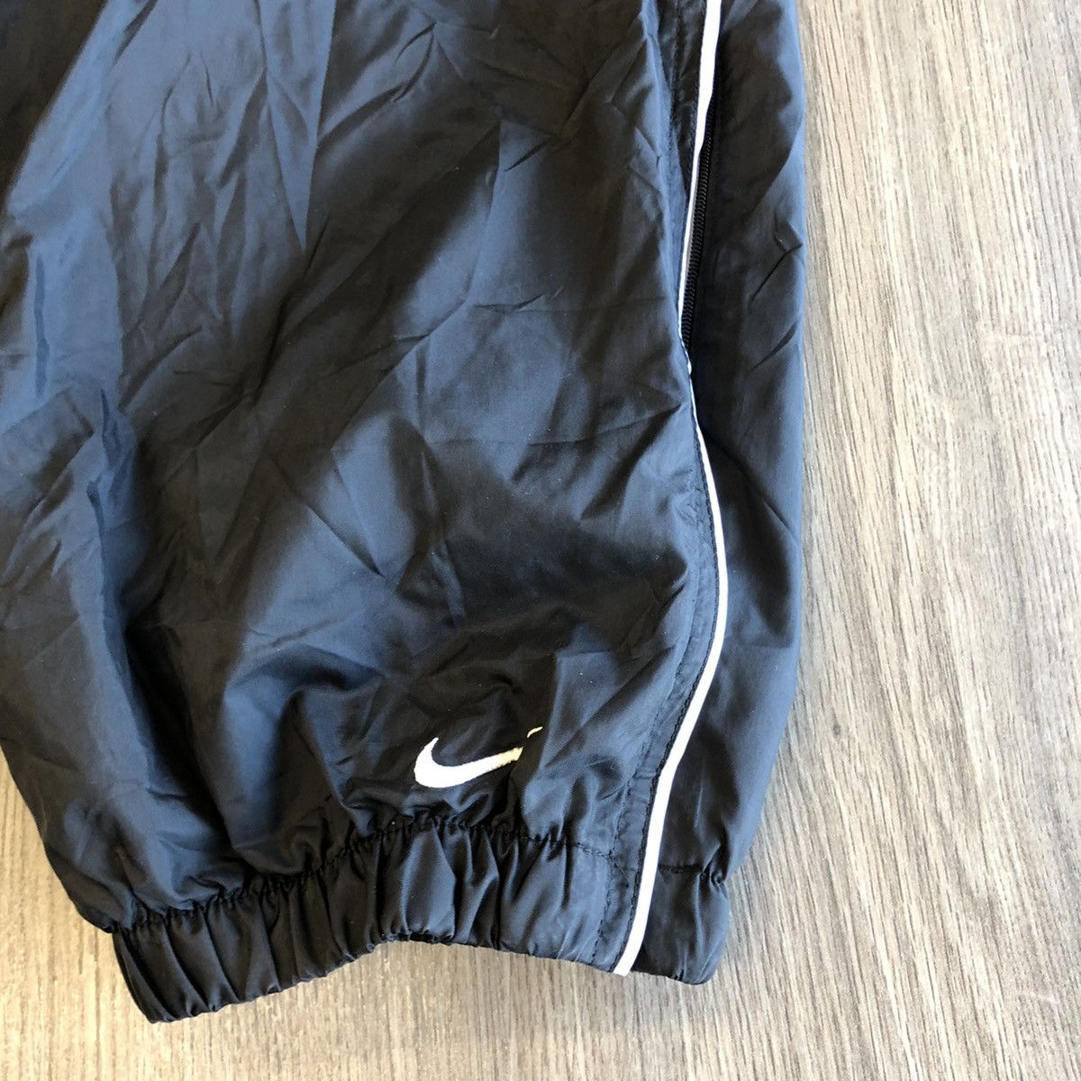 Nike × Vintage Vintage 90s Nike Windbreaker Pants/ Parachute Pants/ L B93 Size US 32 / EU 48 - 4 Thumbnail