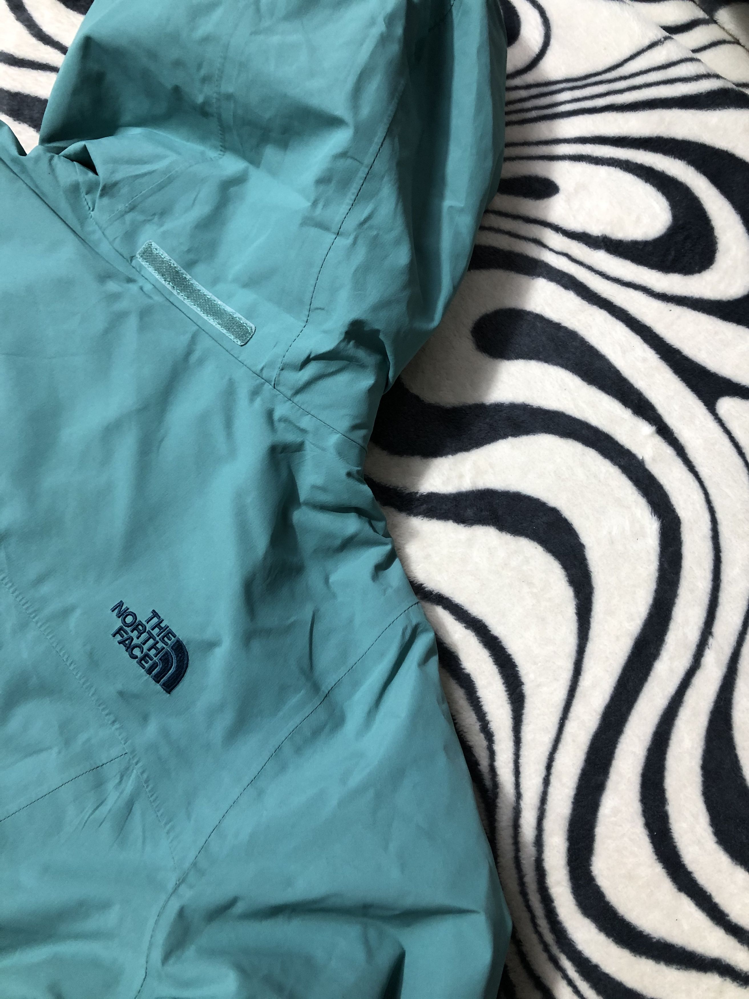 The North Face The North Face HyVent Womens Windbreaker Jacket Size M / US 6-8 / IT 42-44 - 7 Thumbnail