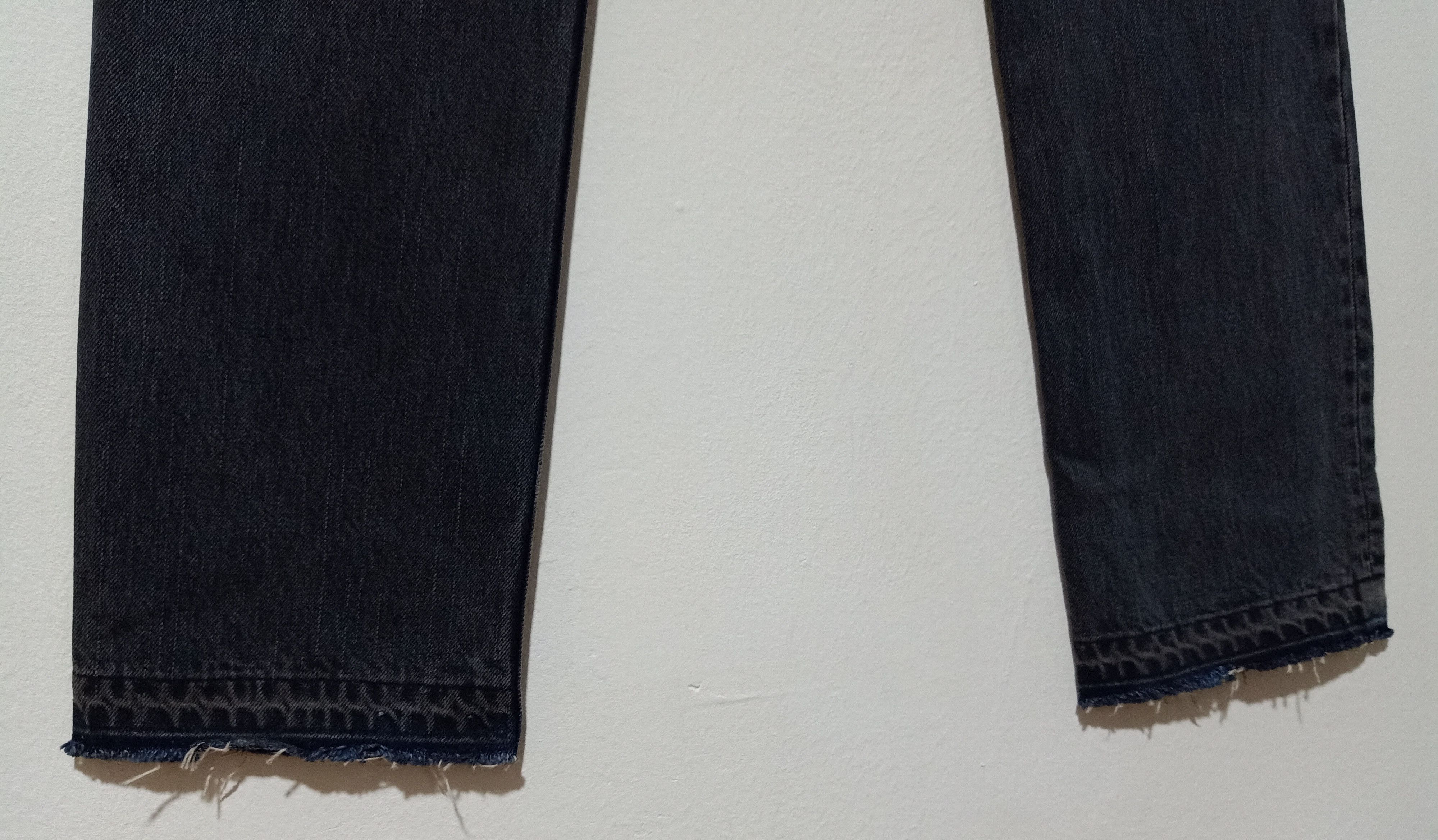 Number (N)ine NUMBER NINE DISTRESSED BLACK WAX FADED DENIM. Size US 31 - 7 Thumbnail
