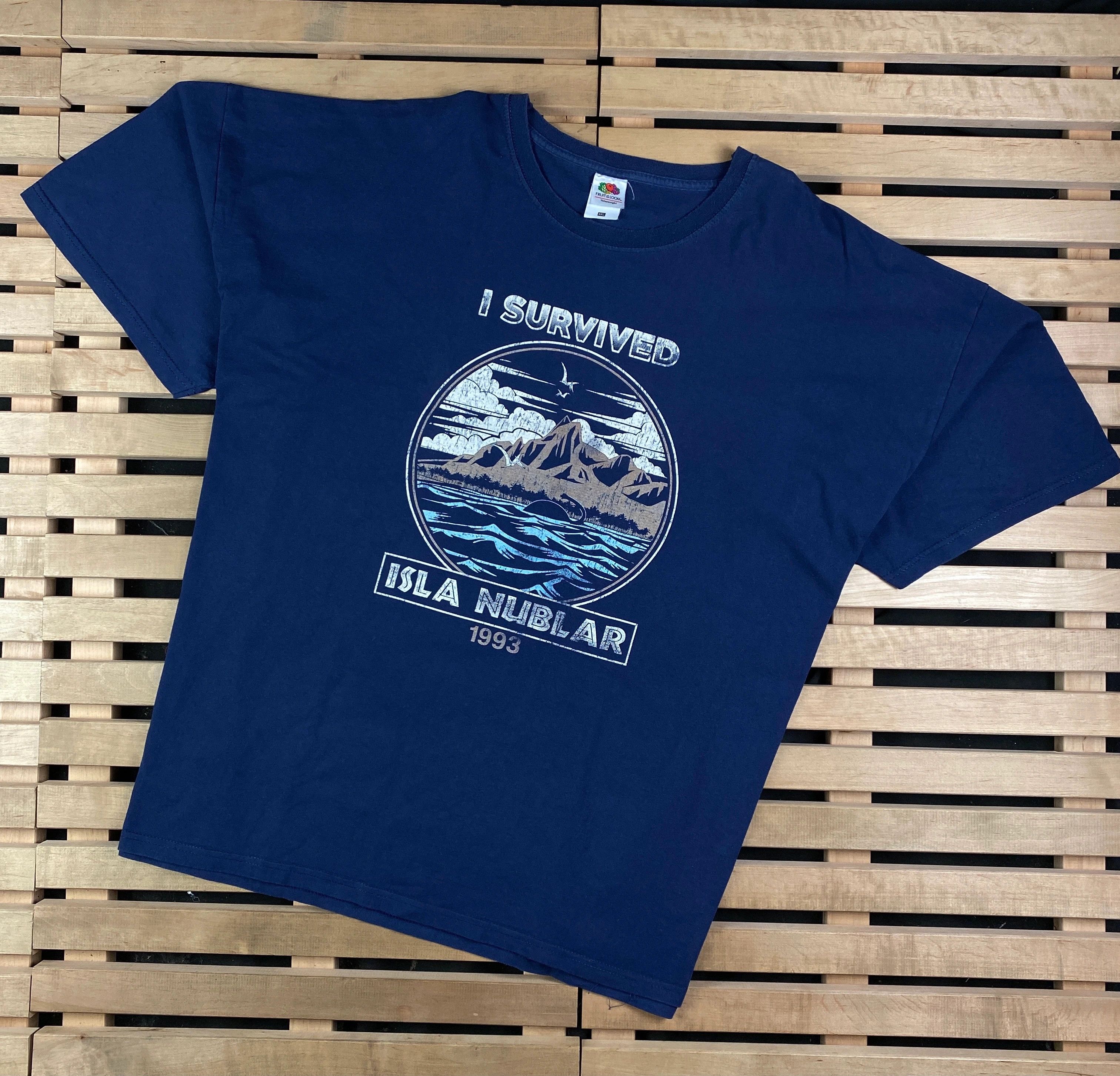 Band Tees × Vintage Vintage T Shirt I Survived Isla Nublar 1993 Size 4XL XXXXL Size US XXL / EU 58 / 5 - 1 Thumbnail