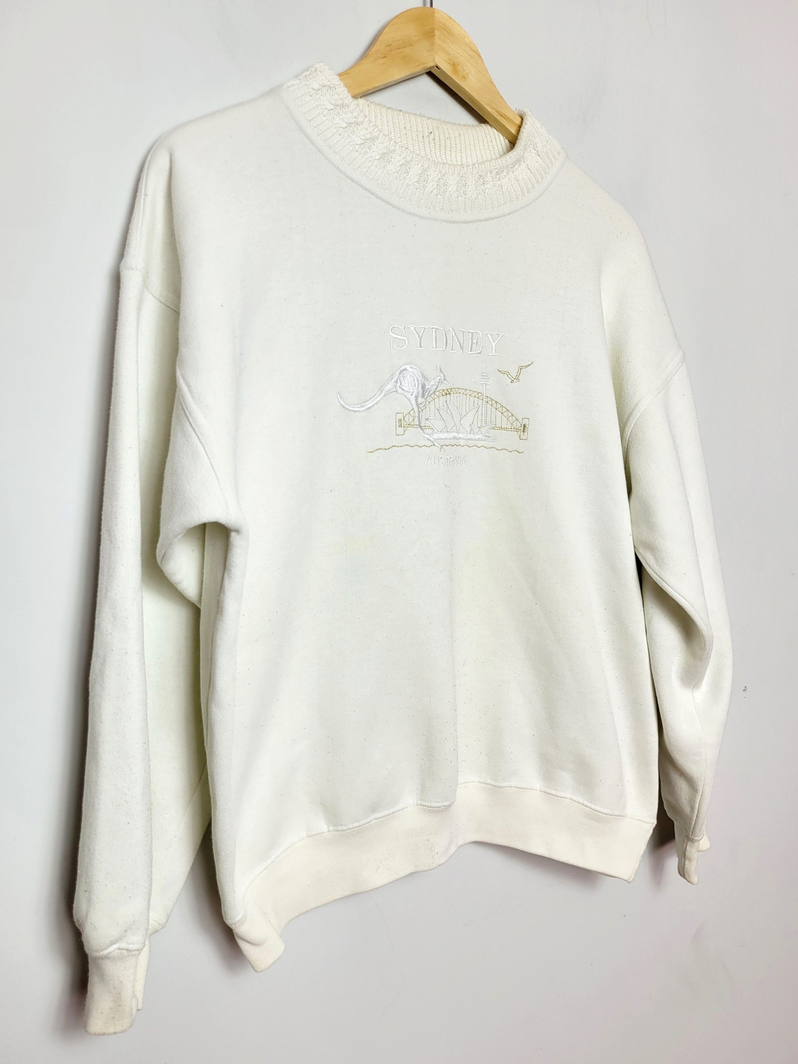 Vintage vintage Sydney Australia sweatshirt Size US L / EU 52-54 / 3 - 3 Thumbnail