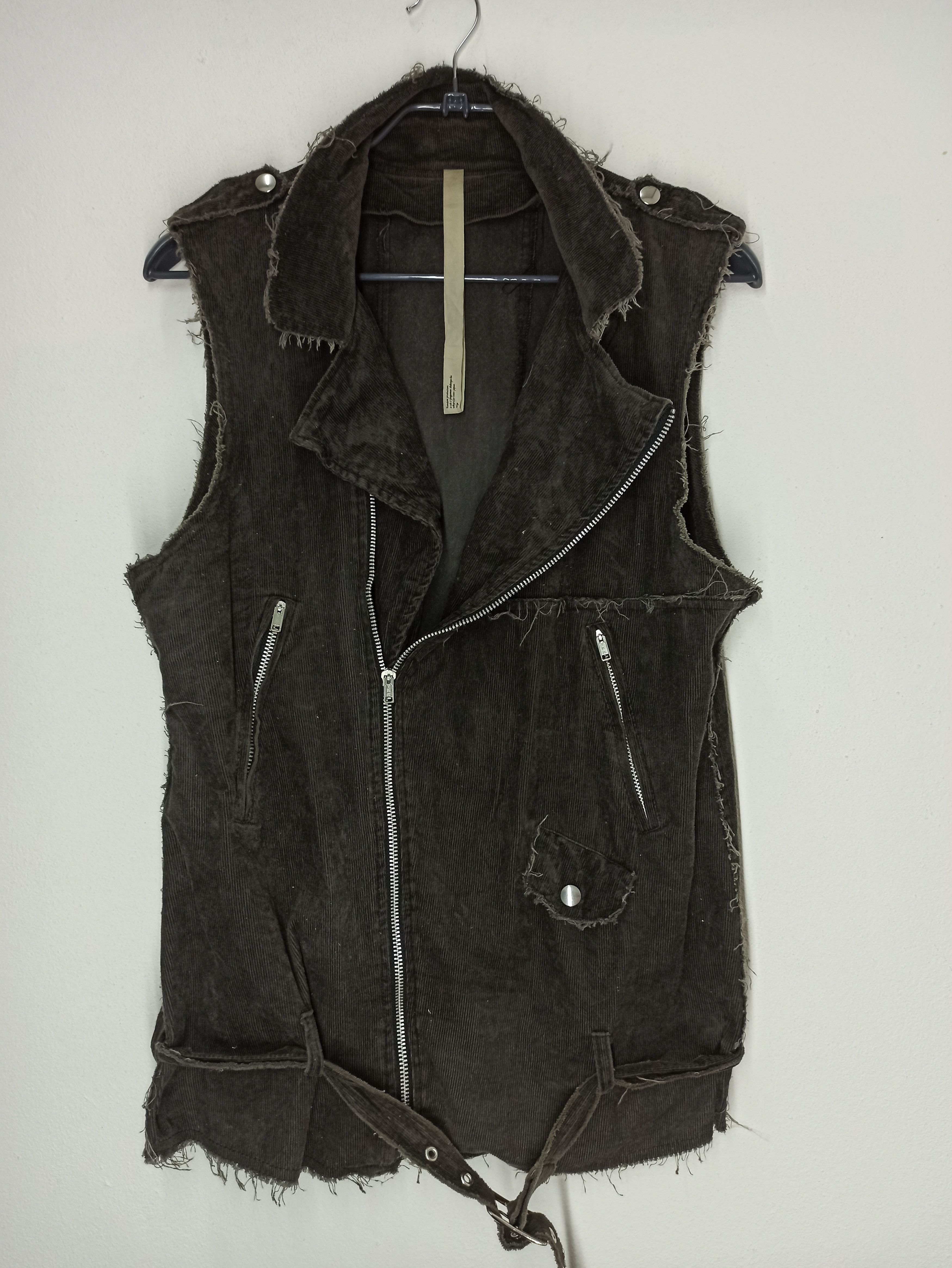Japanese Brand Random Production Distresses Corduroy Jacket Rugged Design Size US L / EU 52-54 / 3 - 1 Thumbnail