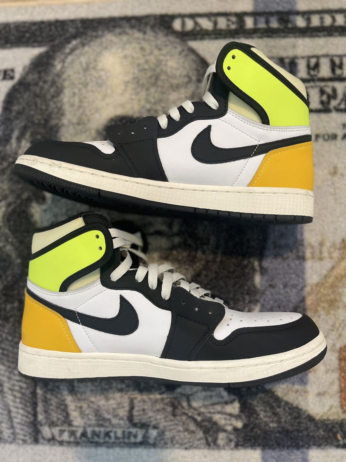 Jordan 1 Retro High Volt Gold