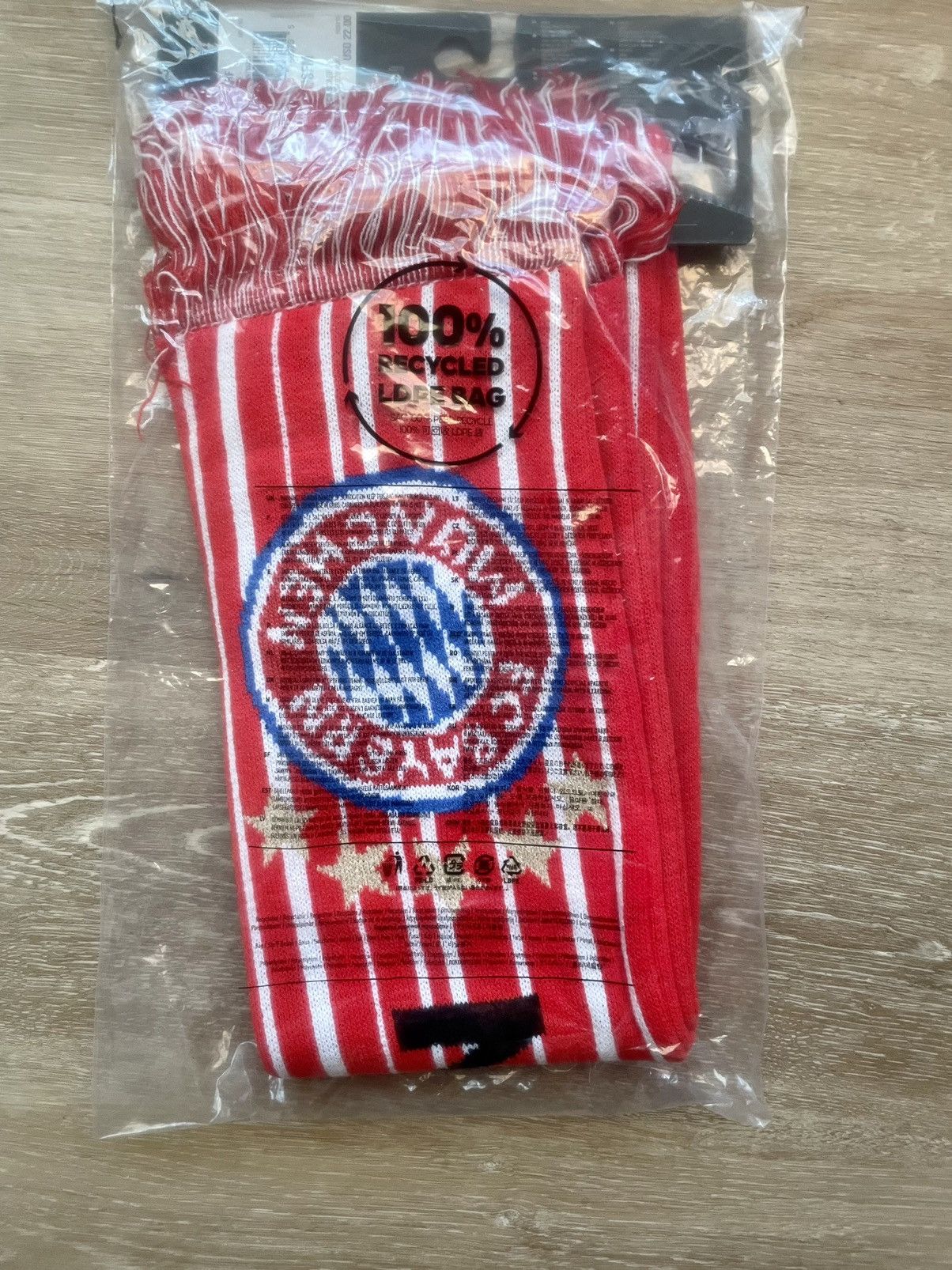 Adidas Adidas x FC BAYERN MUNICH TASSELED SUPPORTER SCARF RED/WHITE Size ONE SIZE - 4 Thumbnail