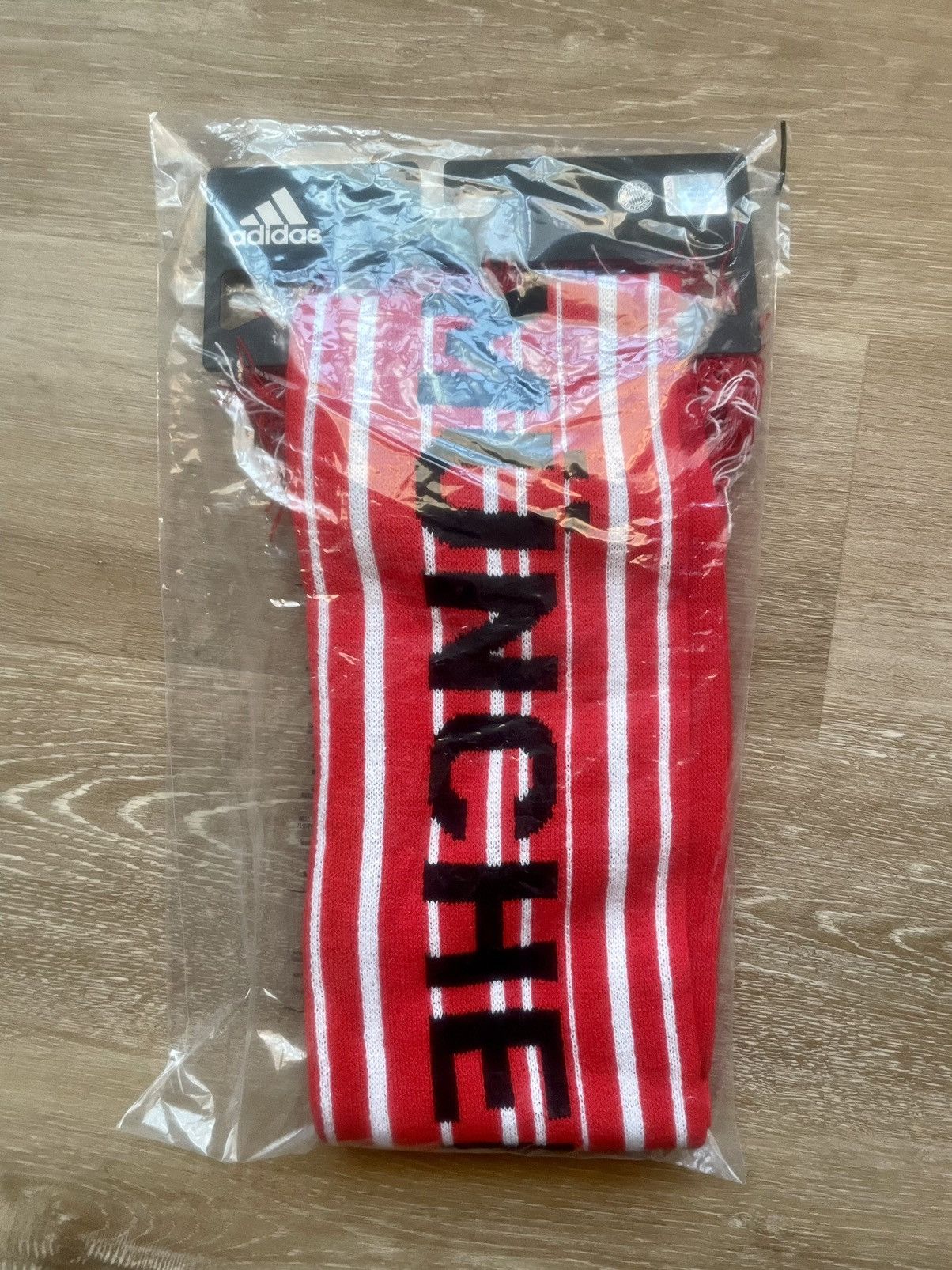 Adidas Adidas x FC BAYERN MUNICH TASSELED SUPPORTER SCARF RED/WHITE Size ONE SIZE - 10 Thumbnail