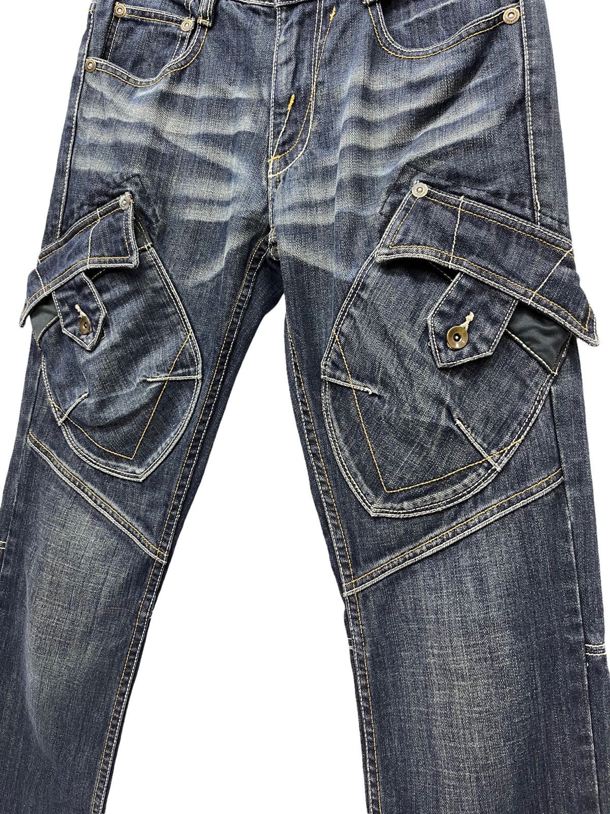 Japanese Brand RARE🔥IKKA Slant Front Pocket Bush Cargo Undercover Style Size US 29 - 2 Thumbnail