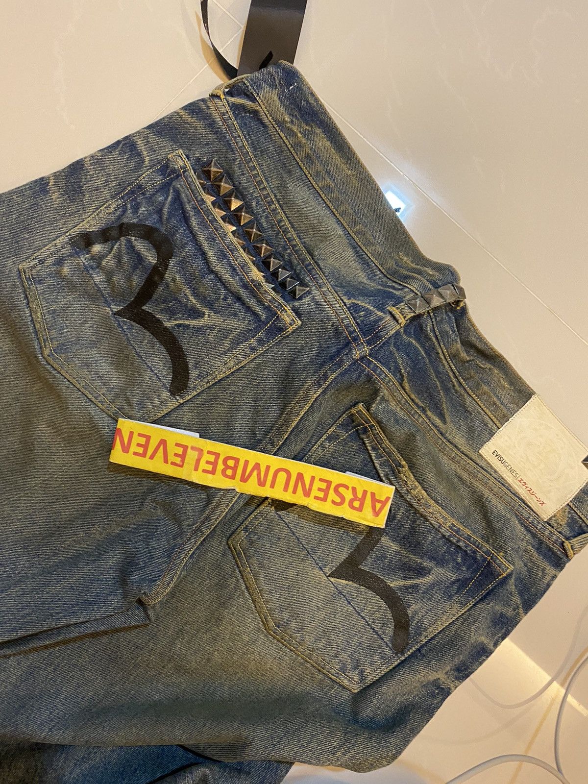 Evisu Evisu distressed jeans new size 34 studs studded distressed Size US 34 / EU 50 - 1 Thumbnail