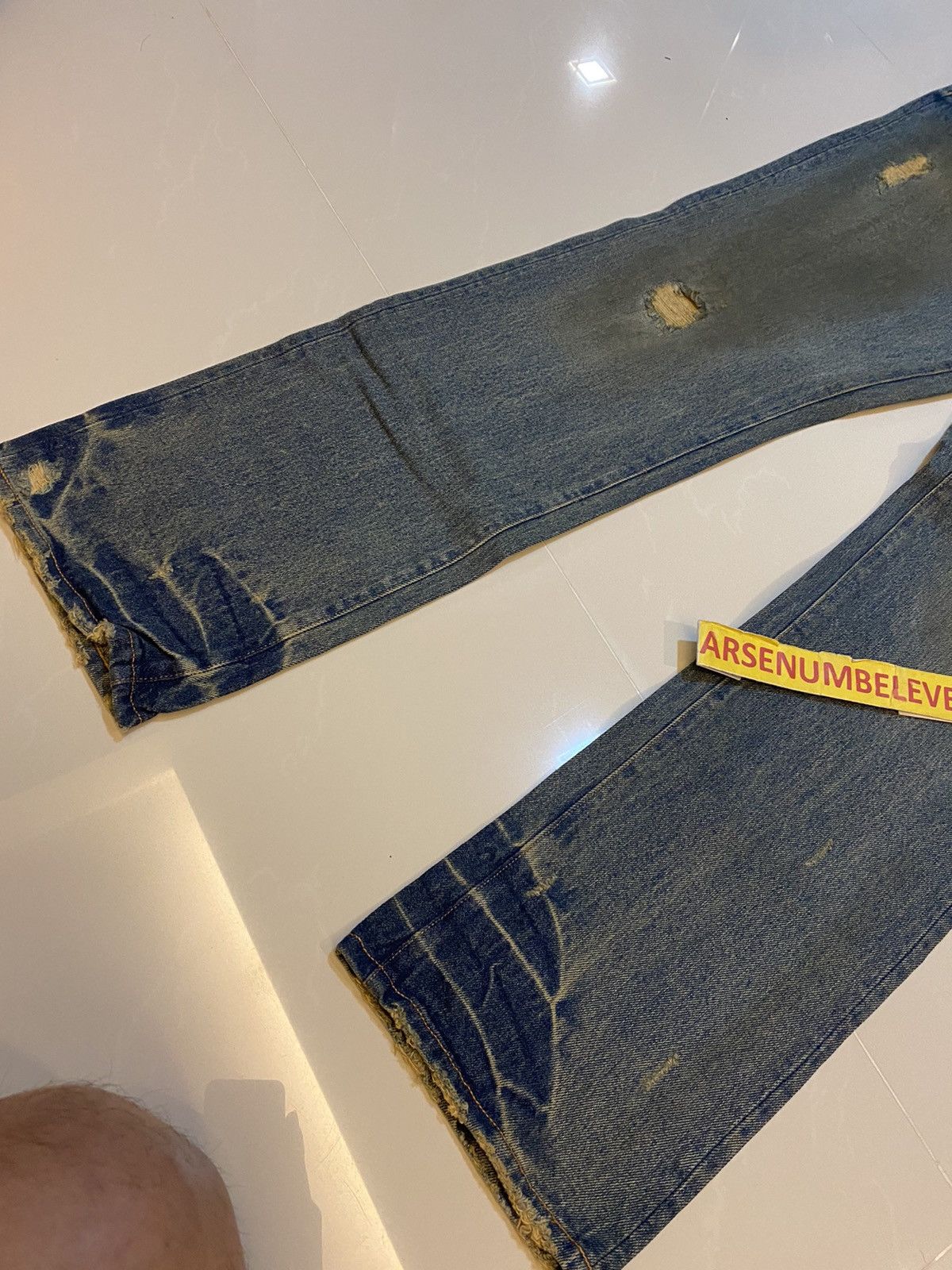 Evisu Evisu distressed jeans new size 34 studs studded distressed Size US 34 / EU 50 - 4 Thumbnail