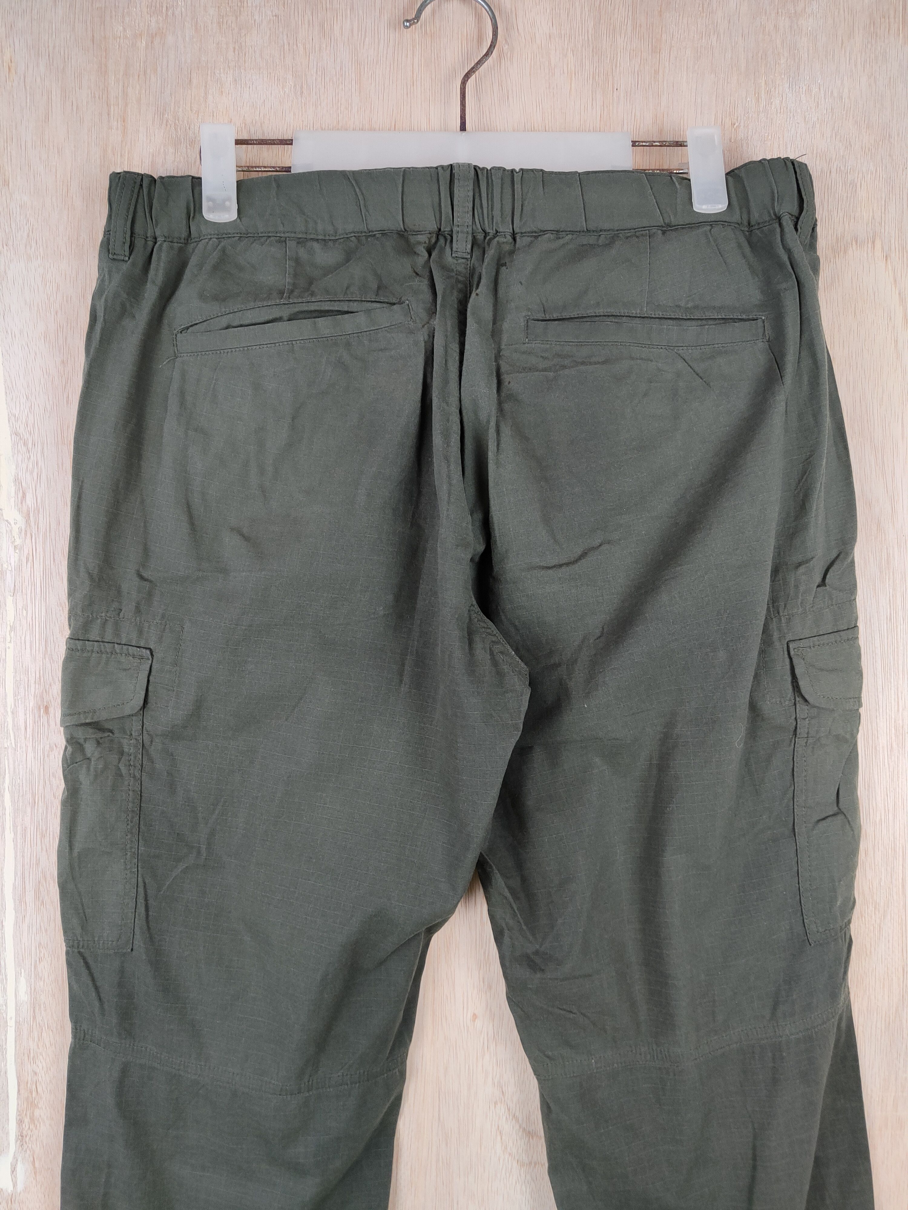 Japanese Brand × Uniqlo Uniqlo Army multipocket jogger cargo Green Pant #4402 Size US 31 - 9 Thumbnail