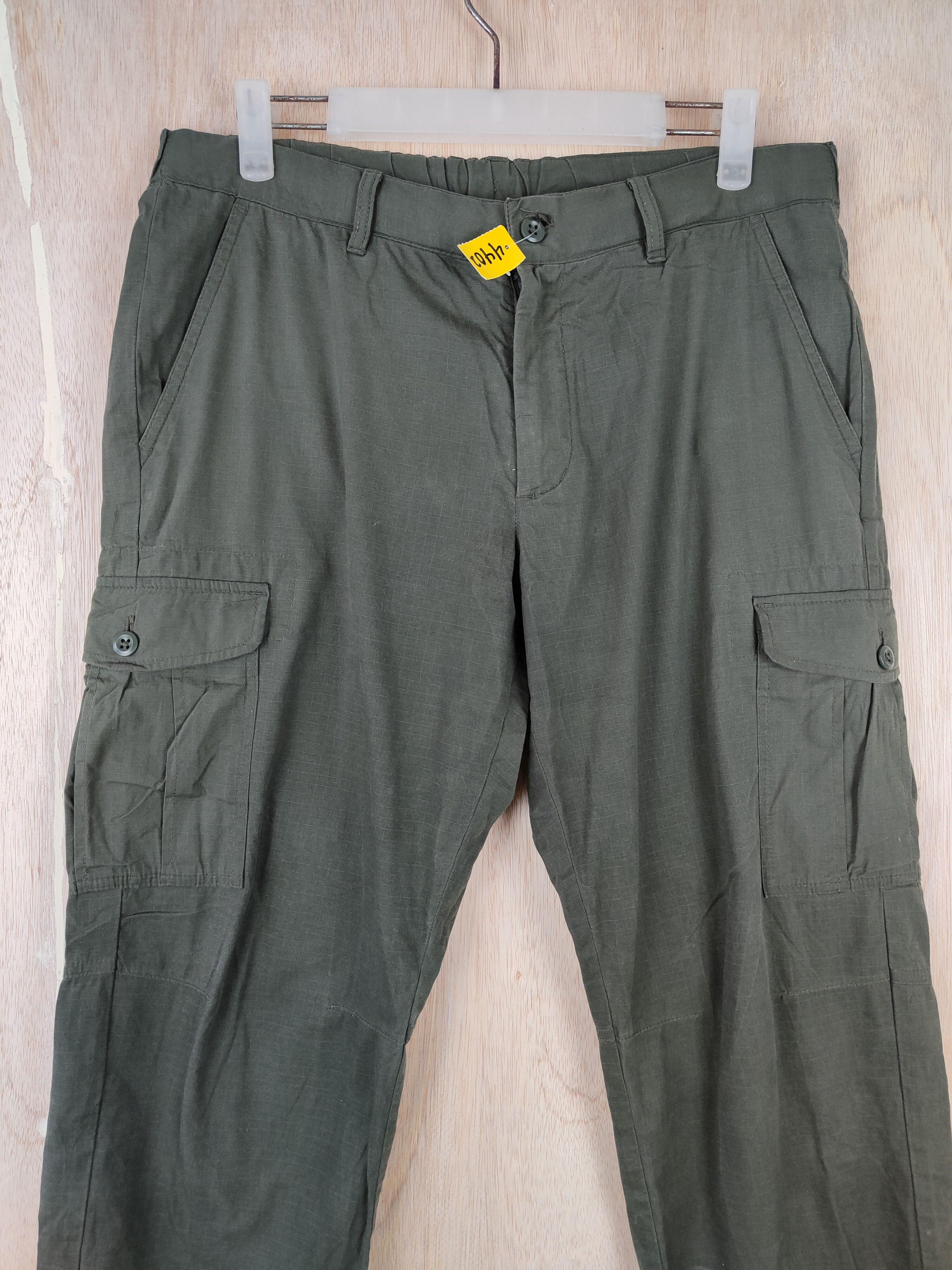 Japanese Brand × Uniqlo Uniqlo Army multipocket jogger cargo Green Pant #4402 Size US 31 - 2 Thumbnail
