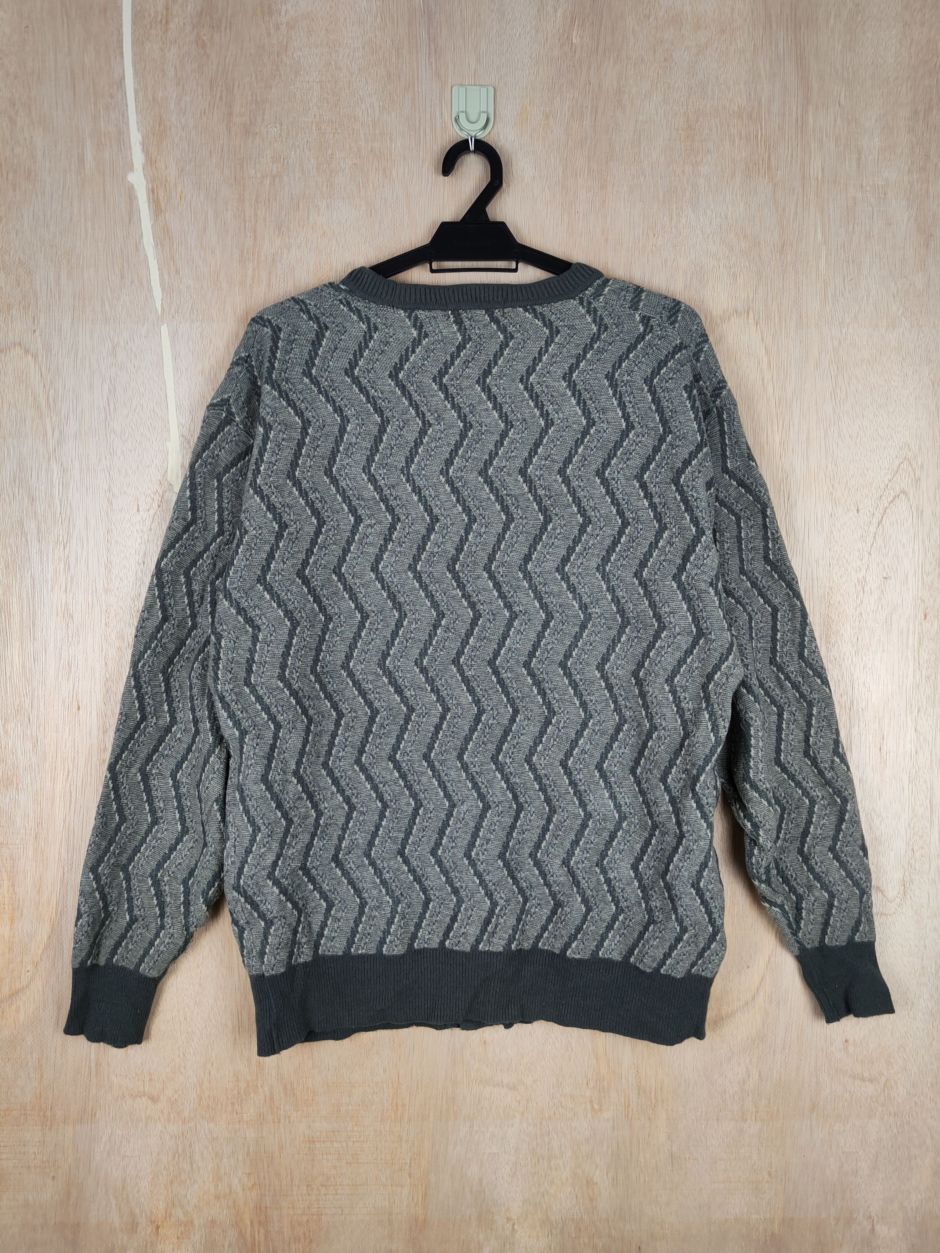 Vintage Cashmere Gray art cardigan Knitwear #4285 Size US L / EU 52-54 / 3 - 7 Thumbnail