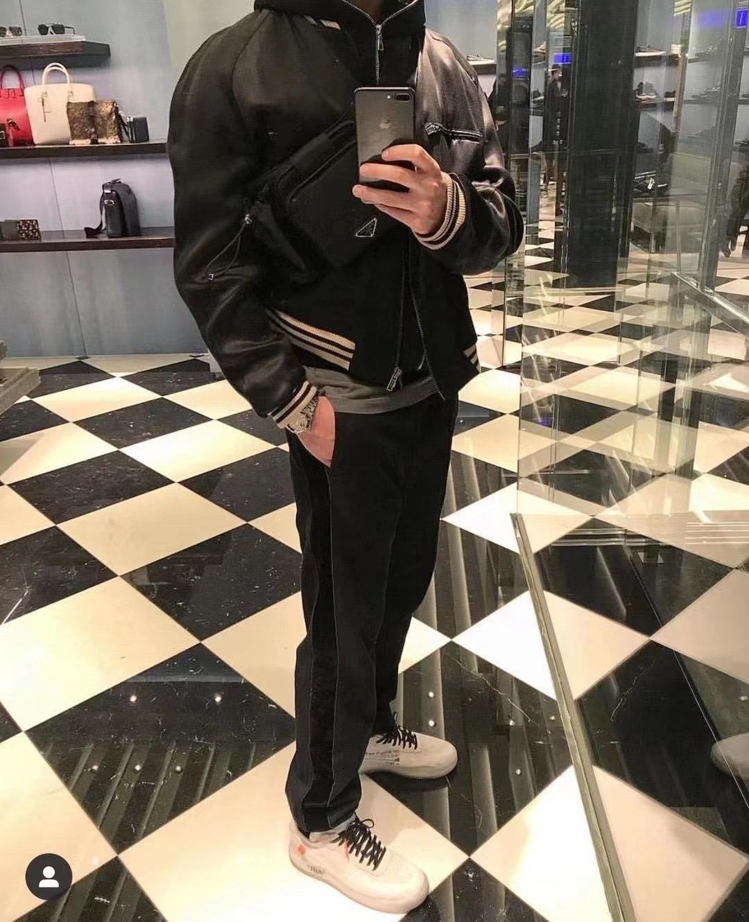 Haider Ackermann Haider ackermann 15FW velvet strip sweatpants Size US 32 / EU 48 - 6 Thumbnail