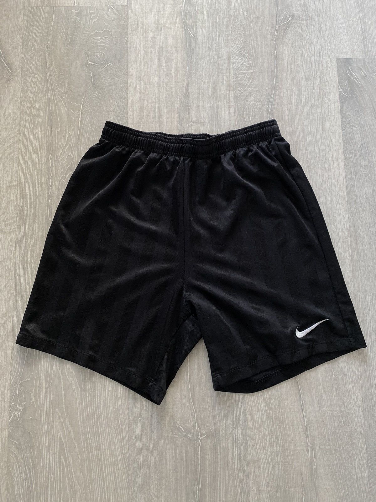 Nike × Vintage Nike vintage black shorts small swoosh Size US 32 / EU 48 - 1 Thumbnail