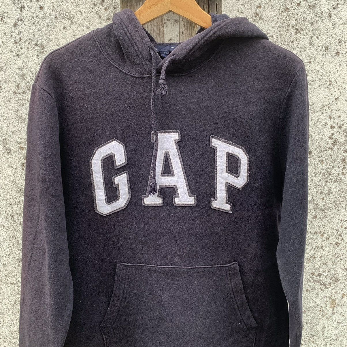 Gap × Vintage Y2K Gap Spell Out Black Faded Sweater Hoodie Pullover Size US M / EU 48-50 / 2 - 3 Thumbnail