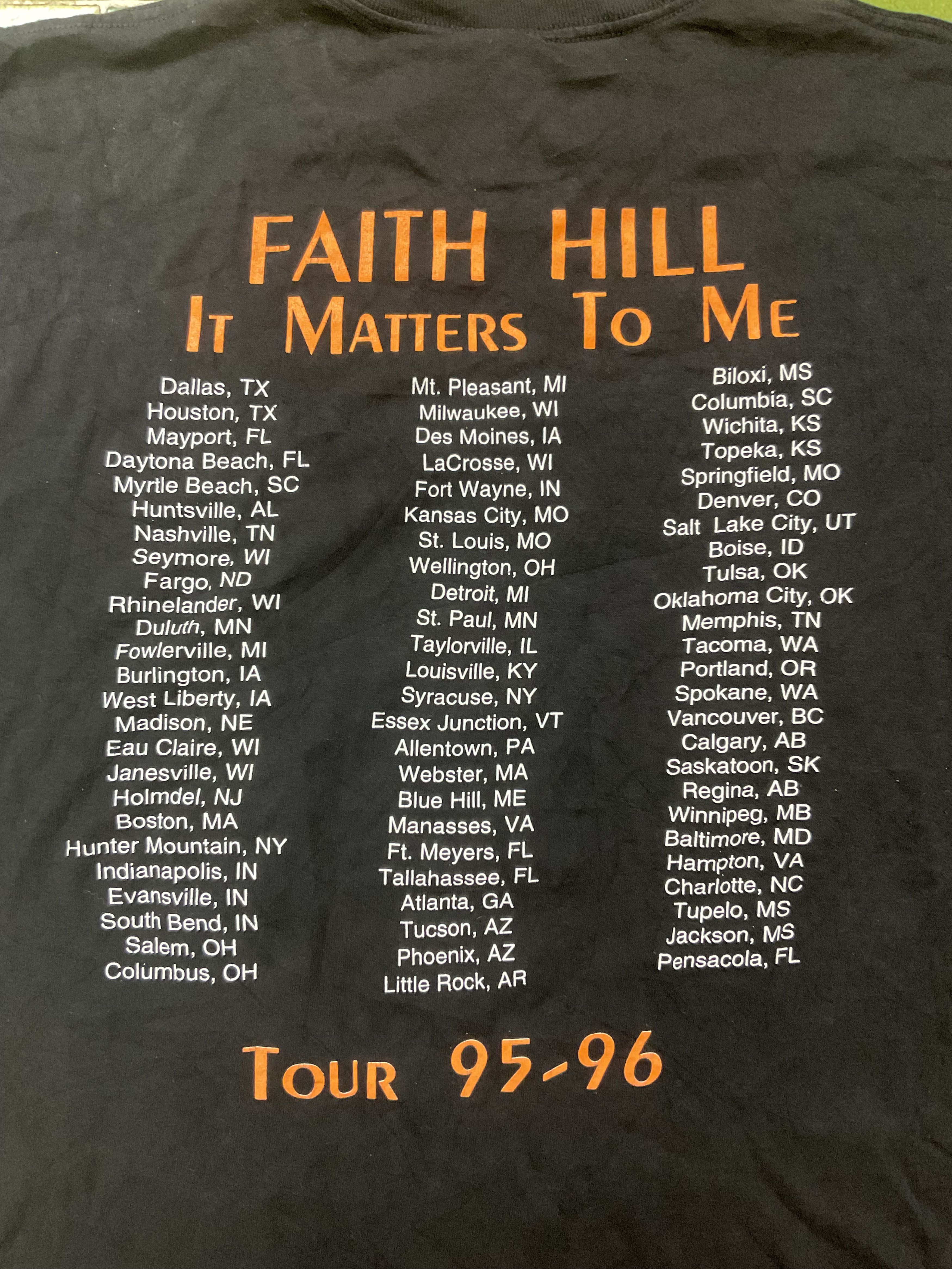 Band Tees Vintage 1995 Faith Hill Concert Tour Tshirt Size US L / EU 52-54 / 3 - 5 Thumbnail