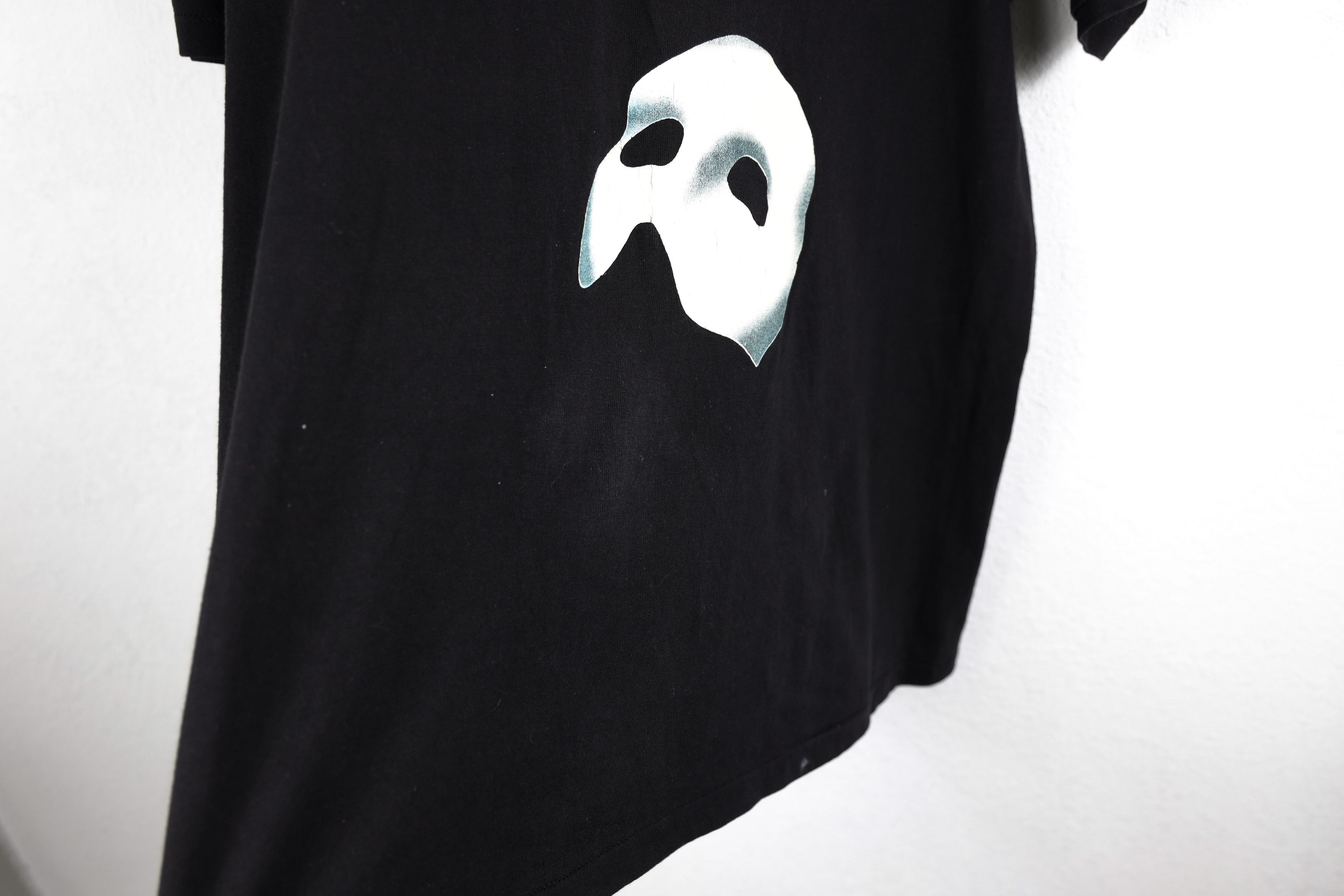 Vintage Vintage Phantom of the Opera Graphic Tee T-shirt Size US XL / EU 56 / 4 - 7 Thumbnail