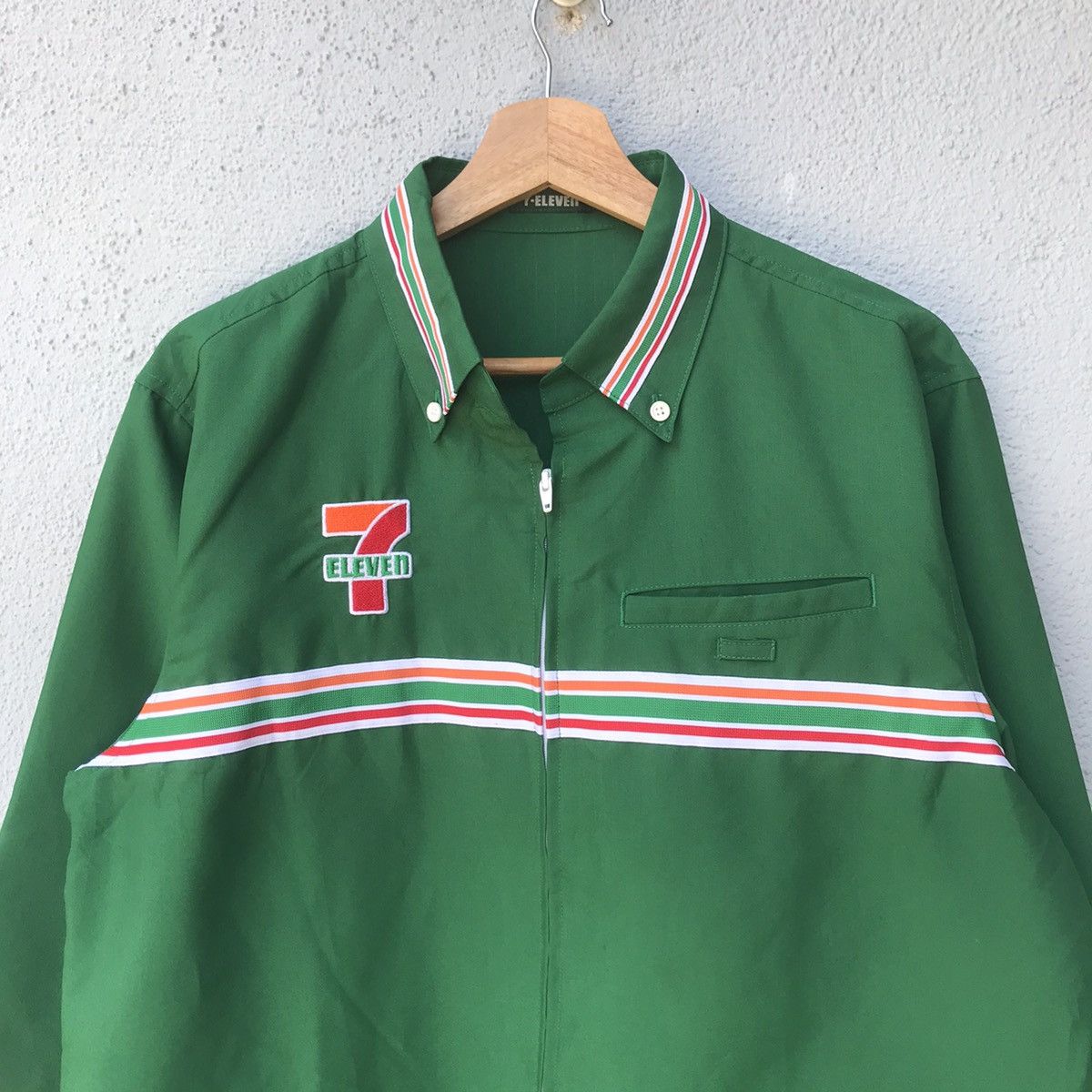 Japanese Brand 🔥90’s Vintage 7 Eleven Embroidery Logo Uniform Jacket Size US L / EU 52-54 / 3 - 2 Thumbnail