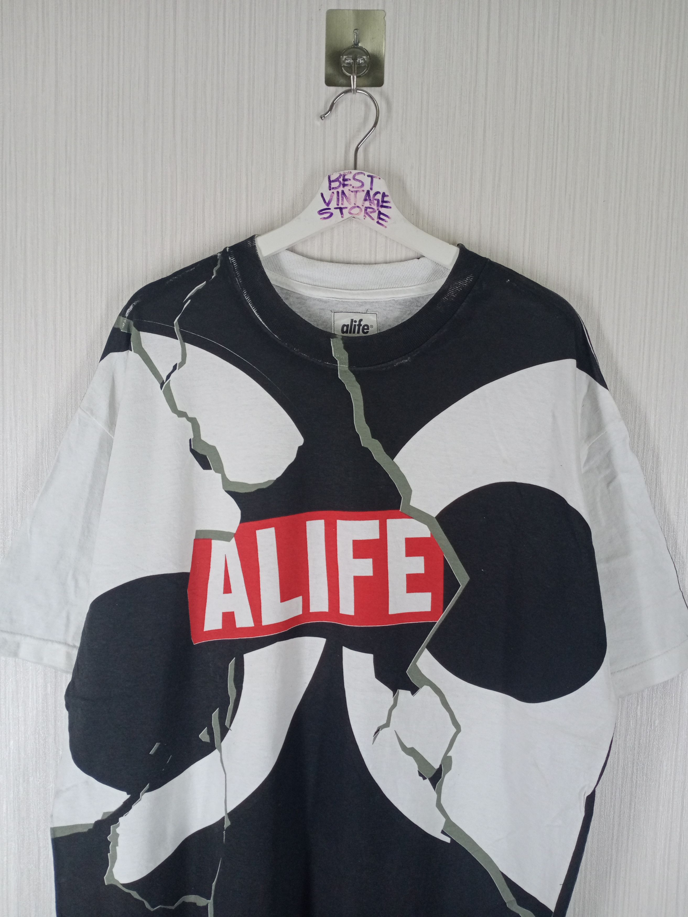 Alife Vintage ALIFE Big Logo Overprint T-shirt Size US XL / EU 56 / 4 - 2 Thumbnail