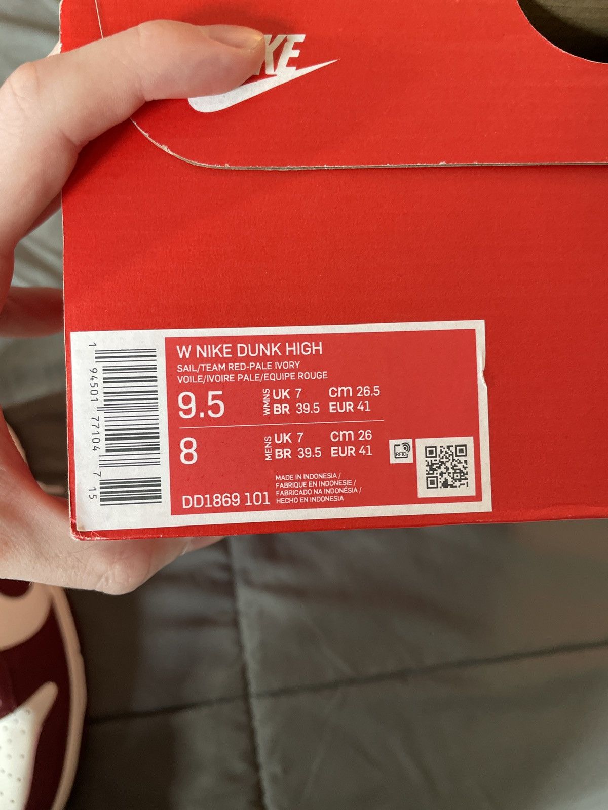 Nike Nike Dunk High Team Red (W) Size US 8 / EU 41 - 8 Thumbnail