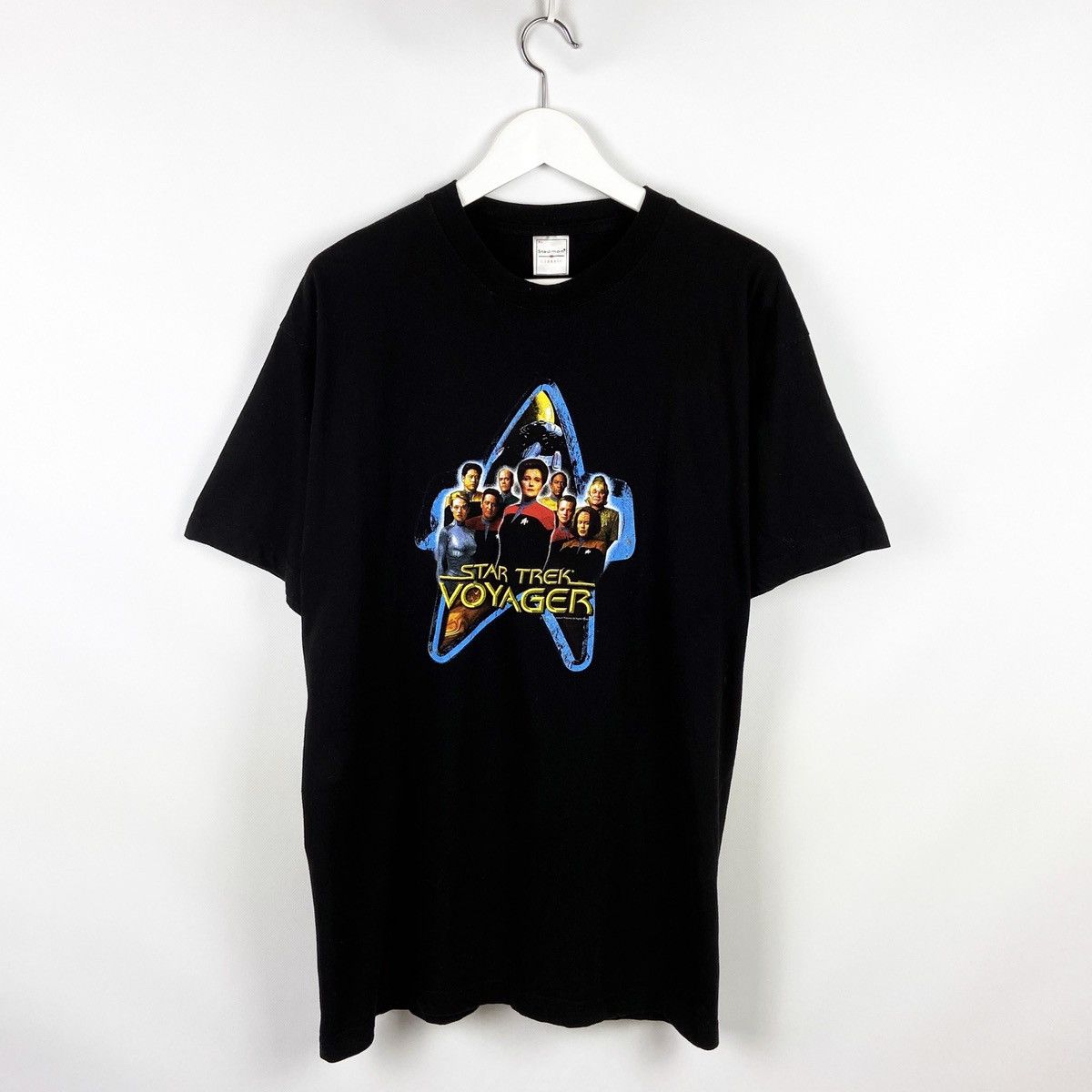 Vintage Vintage 2003 Star Trek Voyager 00s TV series Cosmos tee Size US XL / EU 56 / 4 - 1 Thumbnail