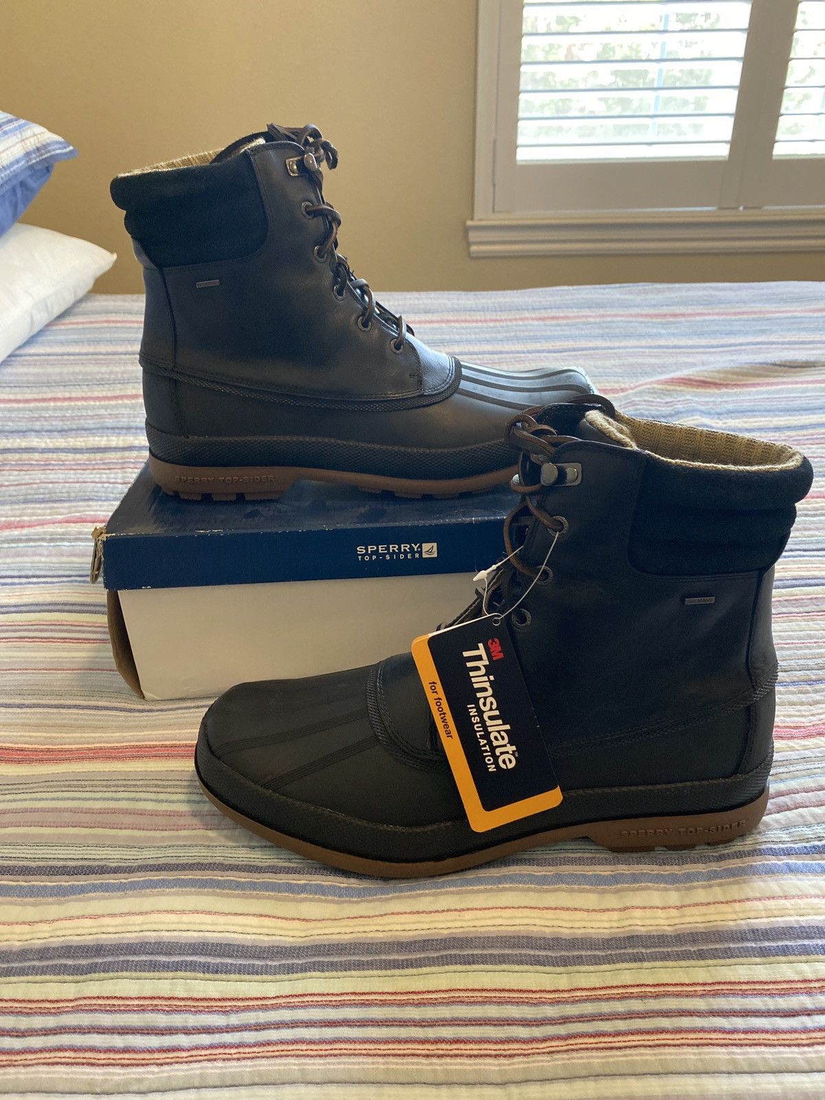 sperry cold bay 3 eye boot