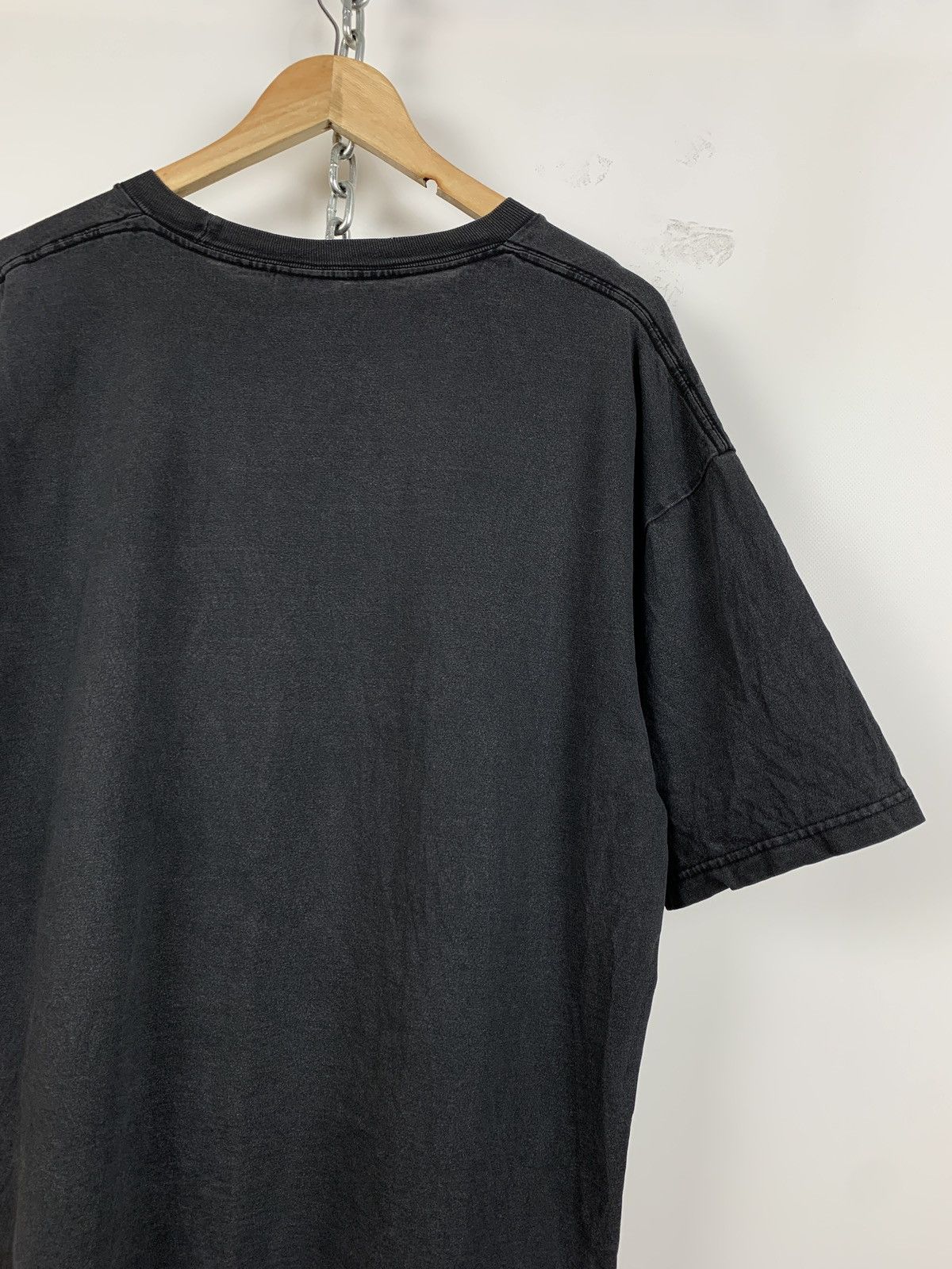 Band Tees 2002 Vintage Disturbed Faded Black Band T-Shirt Size US XL / EU 56 / 4 - 10 Thumbnail