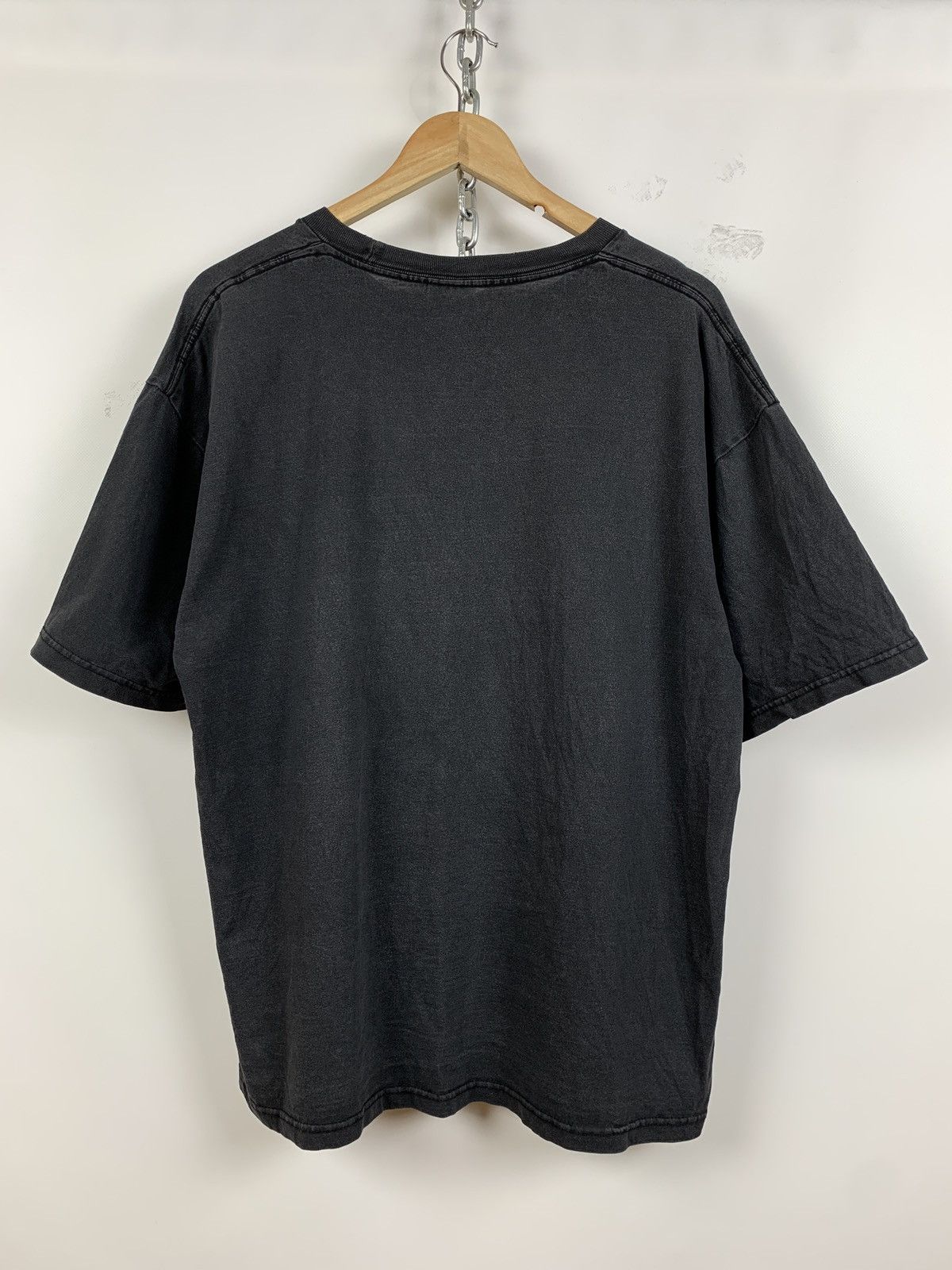 Band Tees 2002 Vintage Disturbed Faded Black Band T-Shirt Size US XL / EU 56 / 4 - 8 Thumbnail