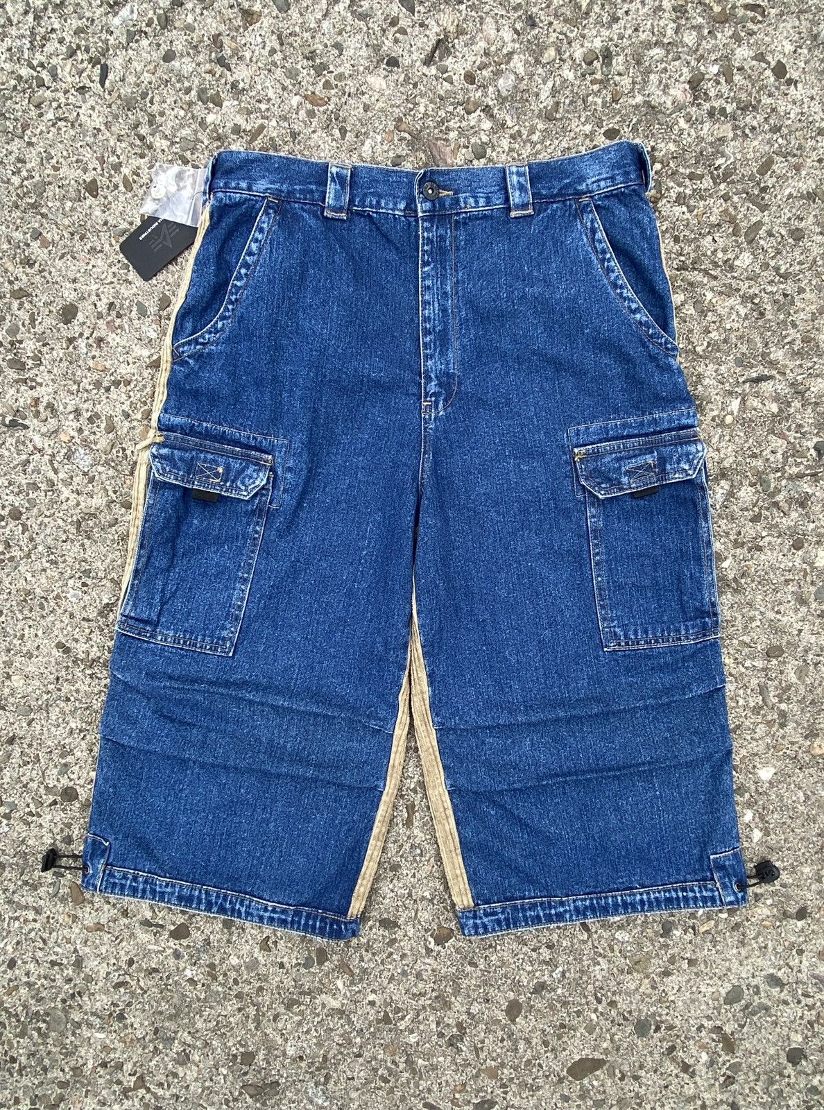 Alpha Industries NEW Vintage Alpha Industries Corduroy Cargo Shorts Size US 33 - 2 Thumbnail