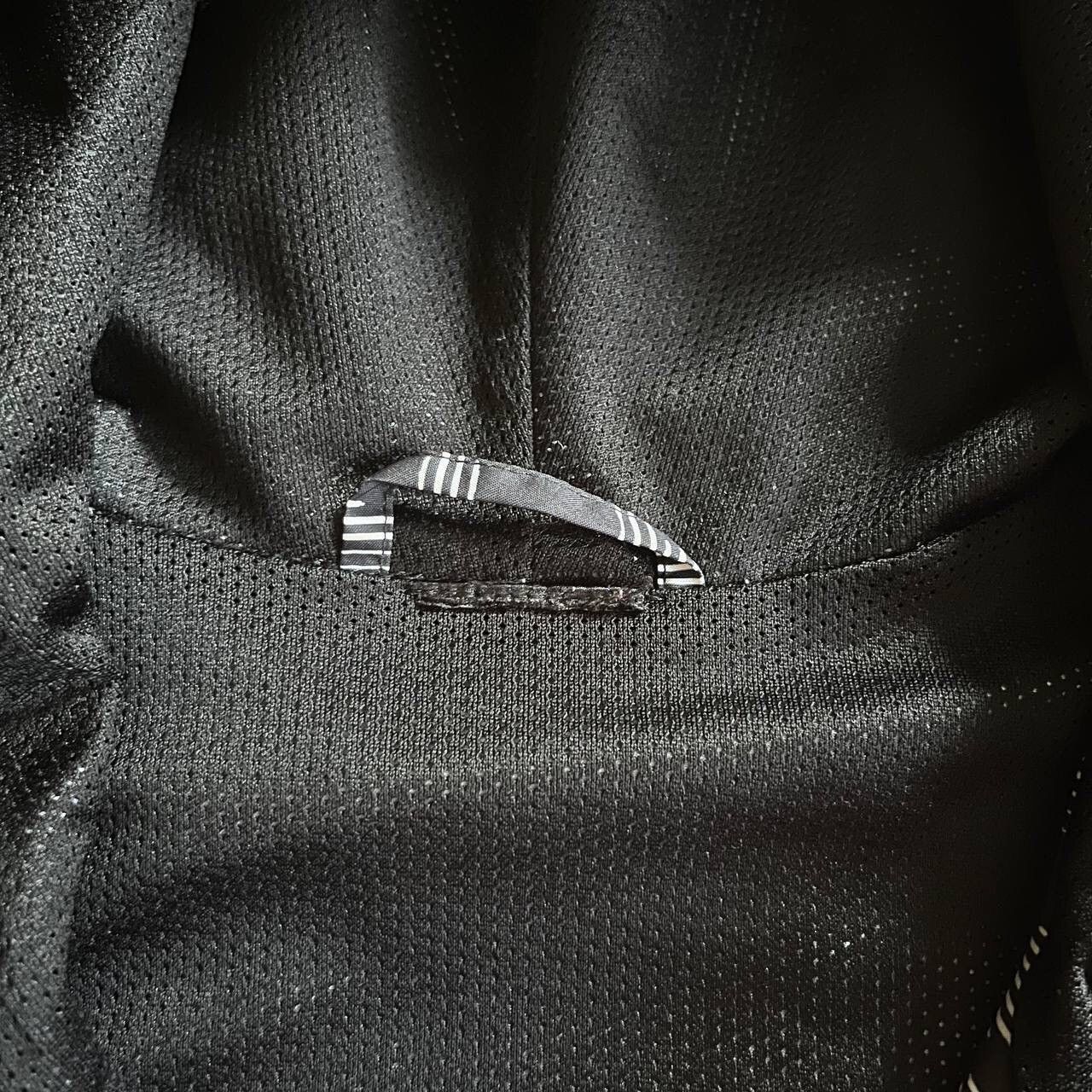 Adidas JUVENTUS ADIDAS 2015/2016 WINDBREAKER JACKET Size US M / EU 48-50 / 2 - 5 Thumbnail