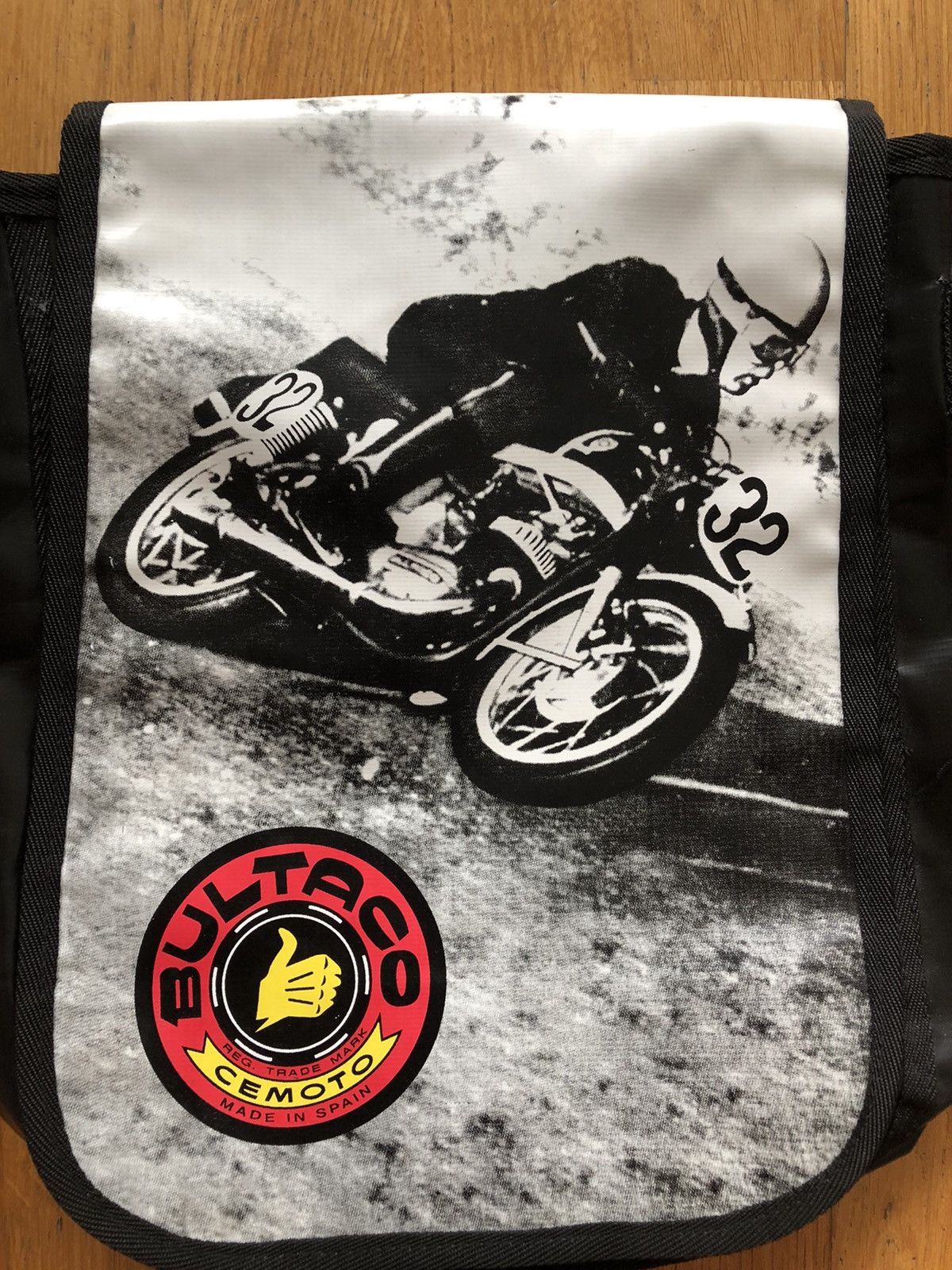 Vintage BULTACO CEMOTO CLASSIC MOTORBIKE RACING CASUAL SPORT BAG Size ONE SIZE - 2 Thumbnail