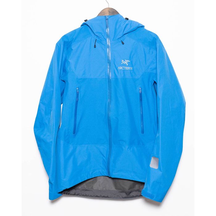 Arc'Teryx Arcteryx Blue Goretex Shell zip up jacket with pit zippers