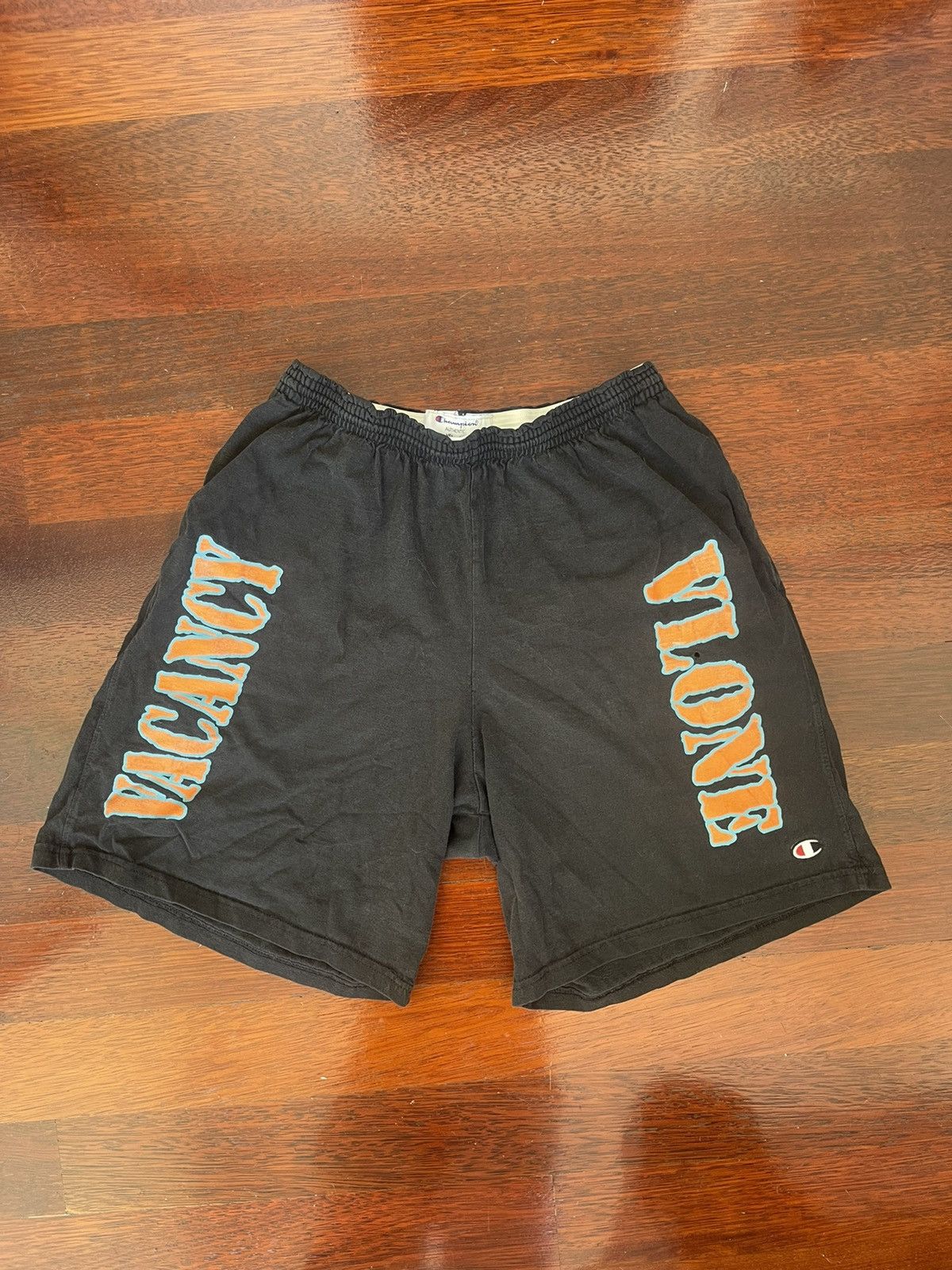 Vlone discount vacancy shorts