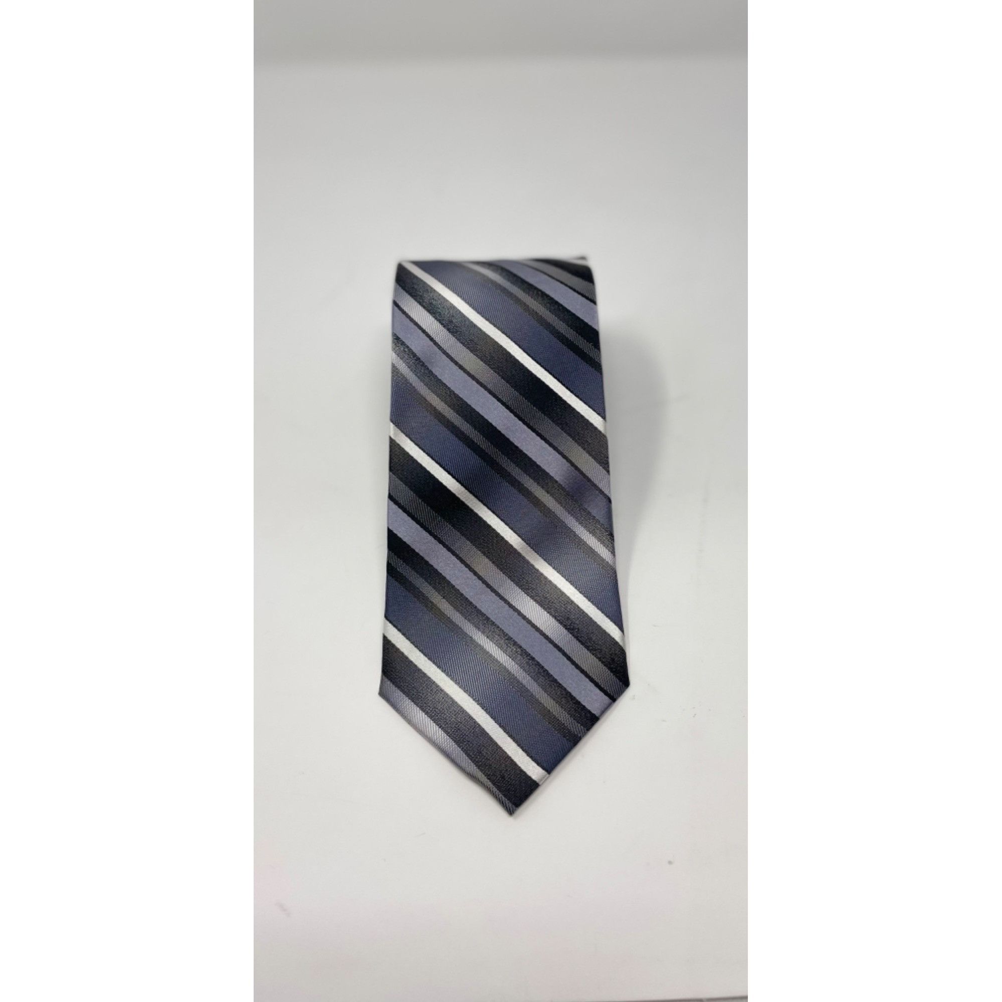 pierre cardin tie pin