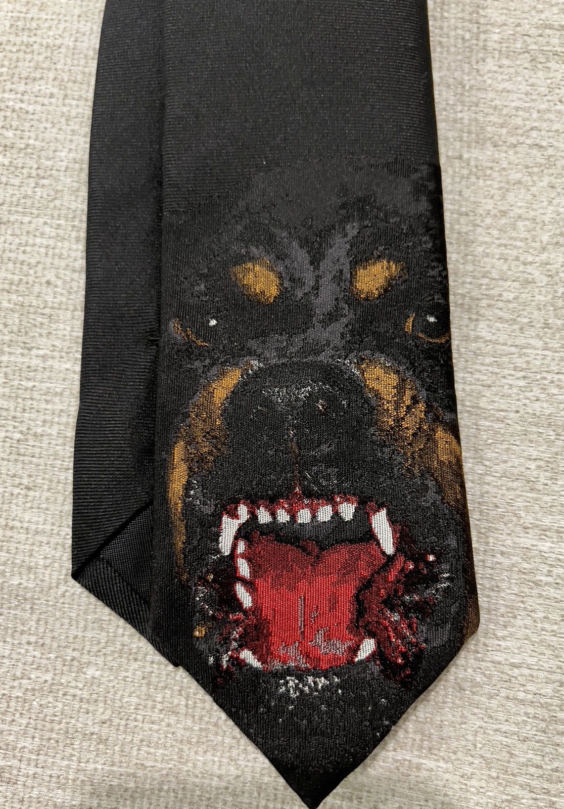 Givenchy RAREST ARCHIVE GIVENCHY ROTTWEILER DOG TIE BY RICARDO TISCI Size ONE SIZE - 6 Preview