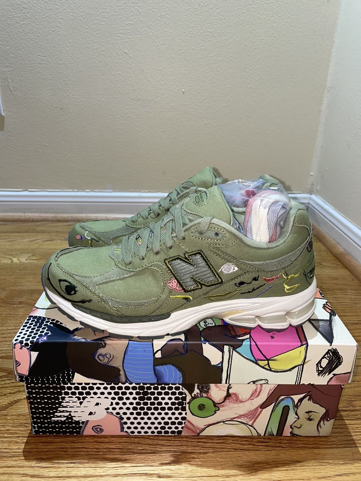 New Balance New Balance X Bryant Giles 2002r Size US 9.5 / EU 42-43 - 1 Thumbnail