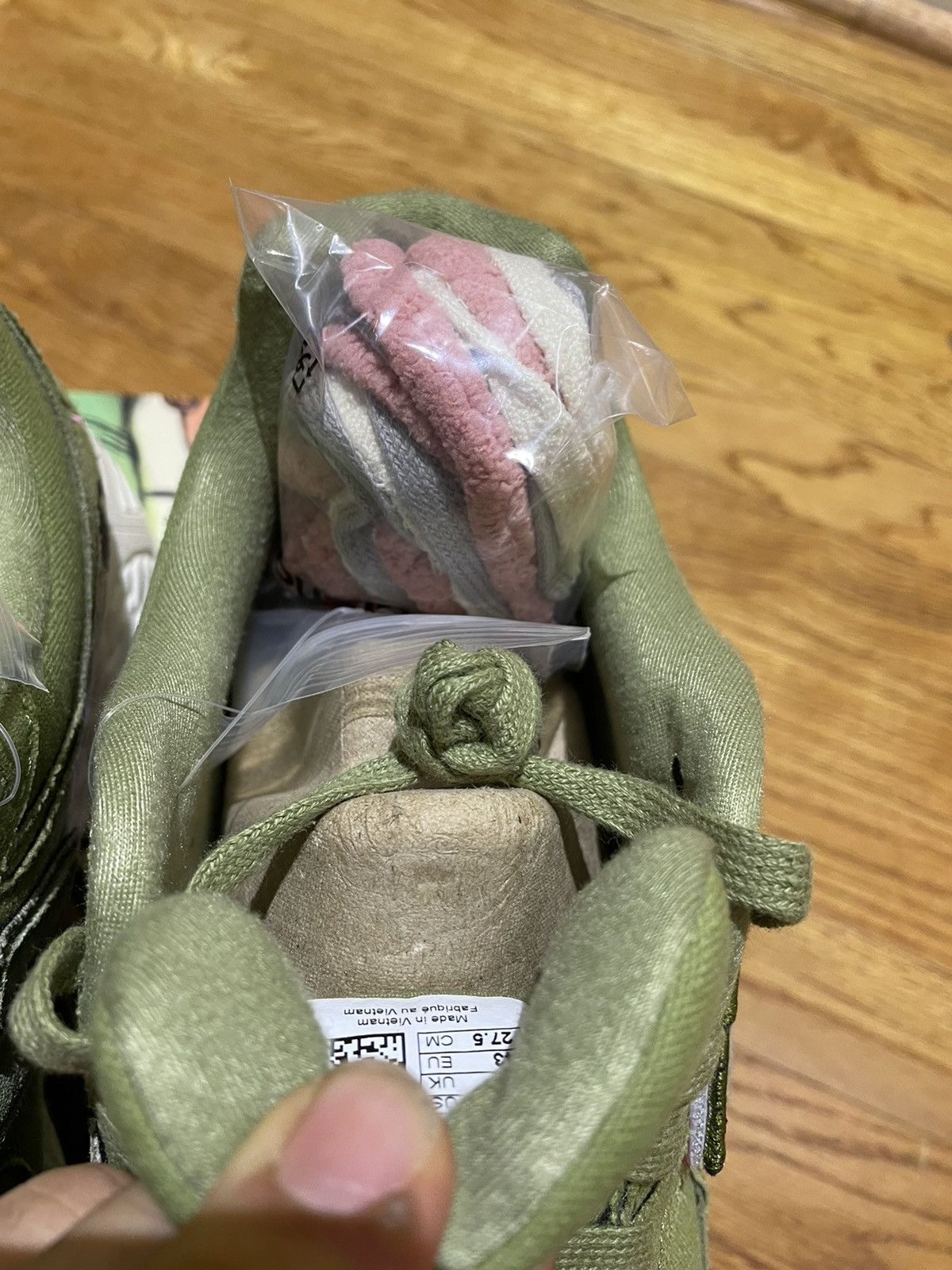 New Balance New Balance X Bryant Giles 2002r Size US 9.5 / EU 42-43 - 5 Thumbnail