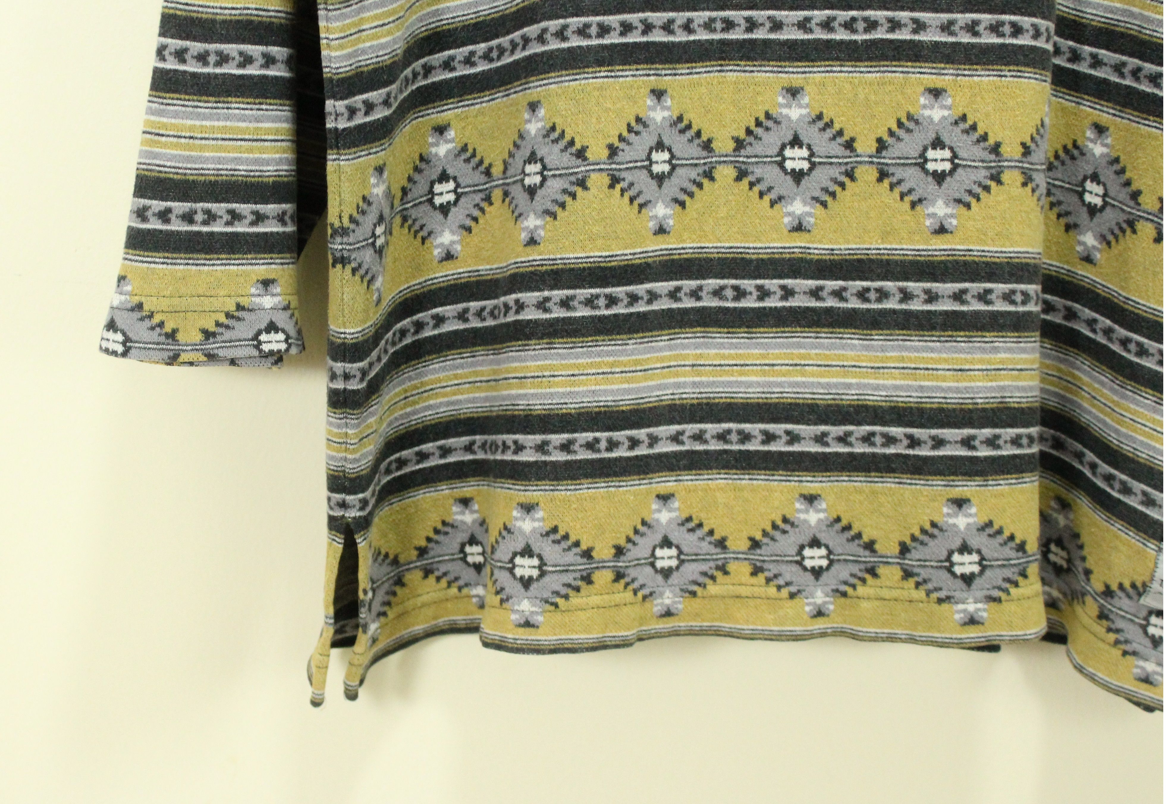 Karl Kani Vintage KARL KANI Shirt Aztec Tribal Quarter Sleeve Size US L / EU 52-54 / 3 - 3 Thumbnail