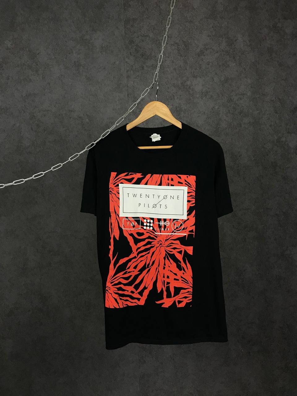 Band Tees Twenty One Pilots vintage cult rock band tee Size US L / EU 52-54 / 3 - 1 Thumbnail