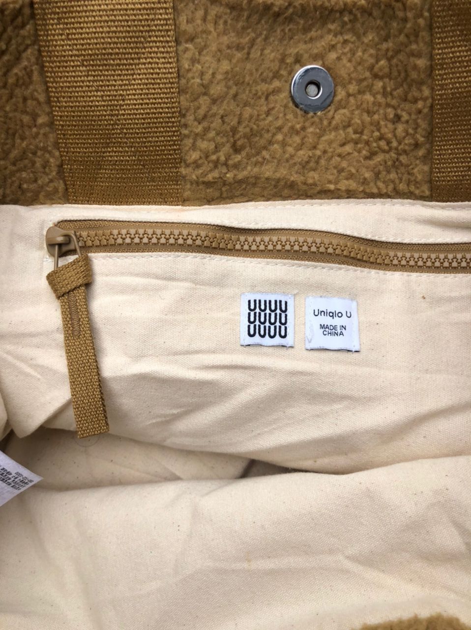 Uniqlo Uniqlo Wool/Fur Tote Bag Size ONE SIZE - 7 Thumbnail